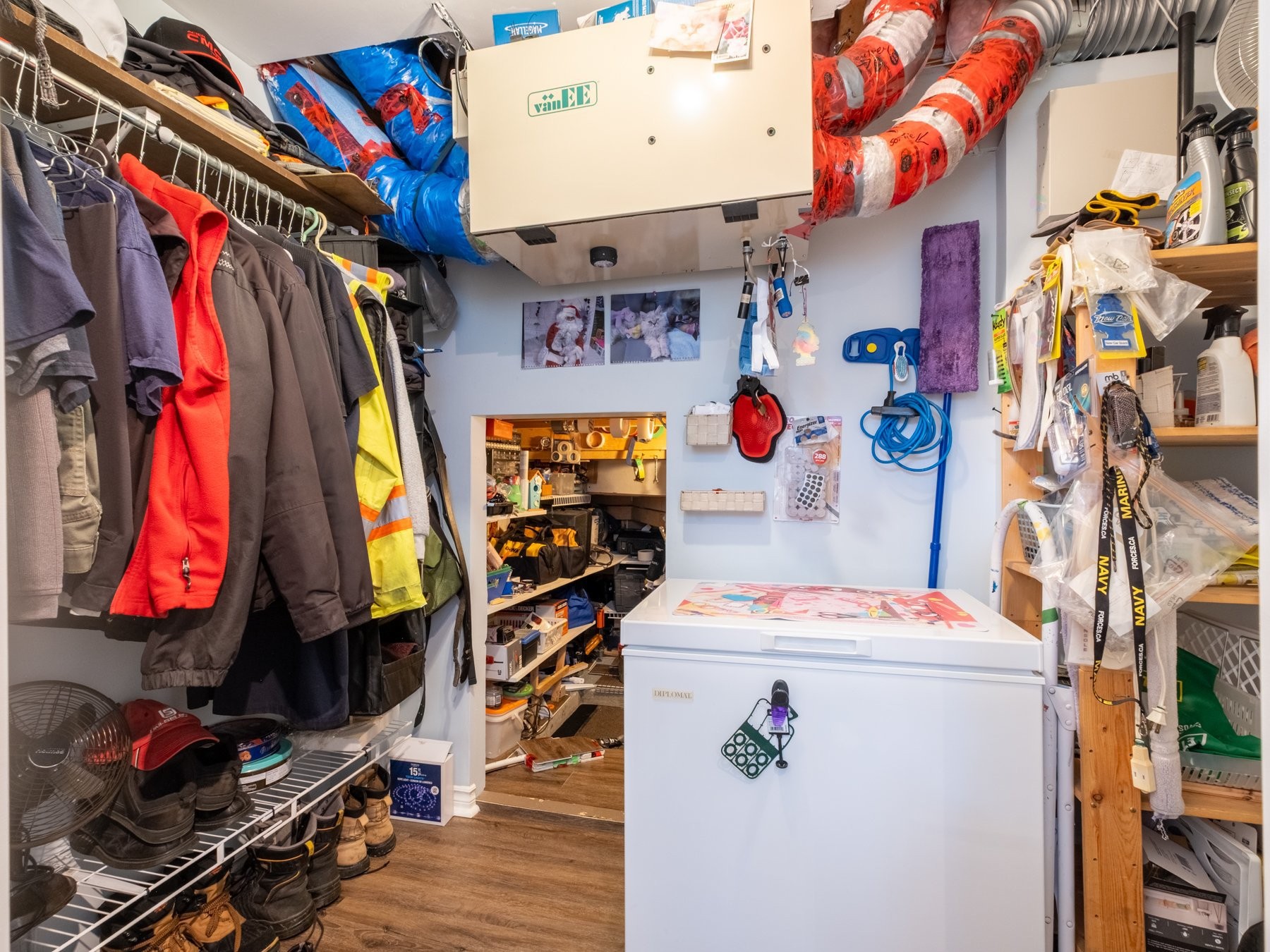 









1193


Rue Azarie Lamer

,
Beloeil,




QC
J0G0L5

