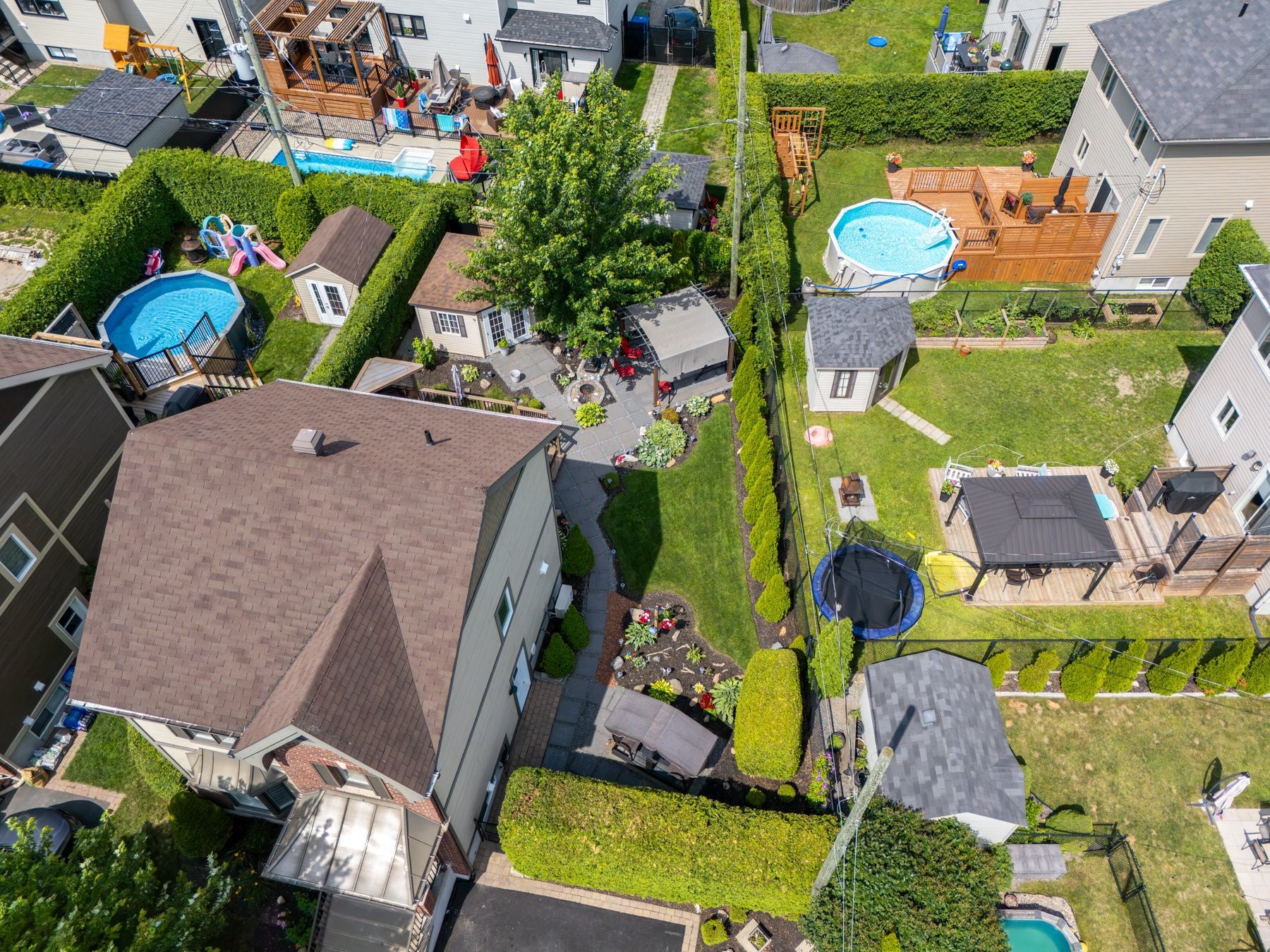 









1193


Rue Azarie Lamer

,
Beloeil,




QC
J0G0L5


