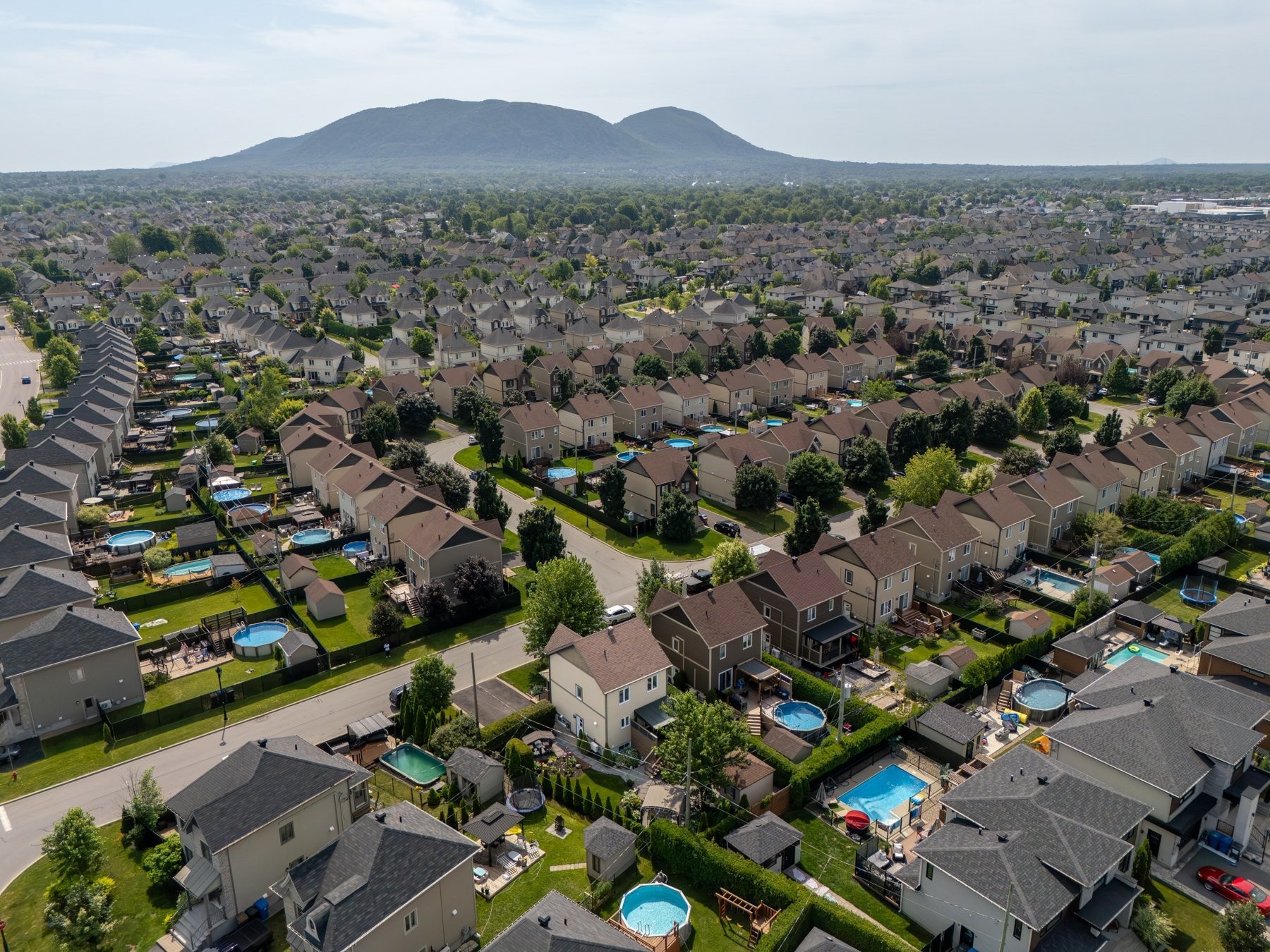 









1193


Rue Azarie Lamer

,
Beloeil,




QC
J0G0L5

