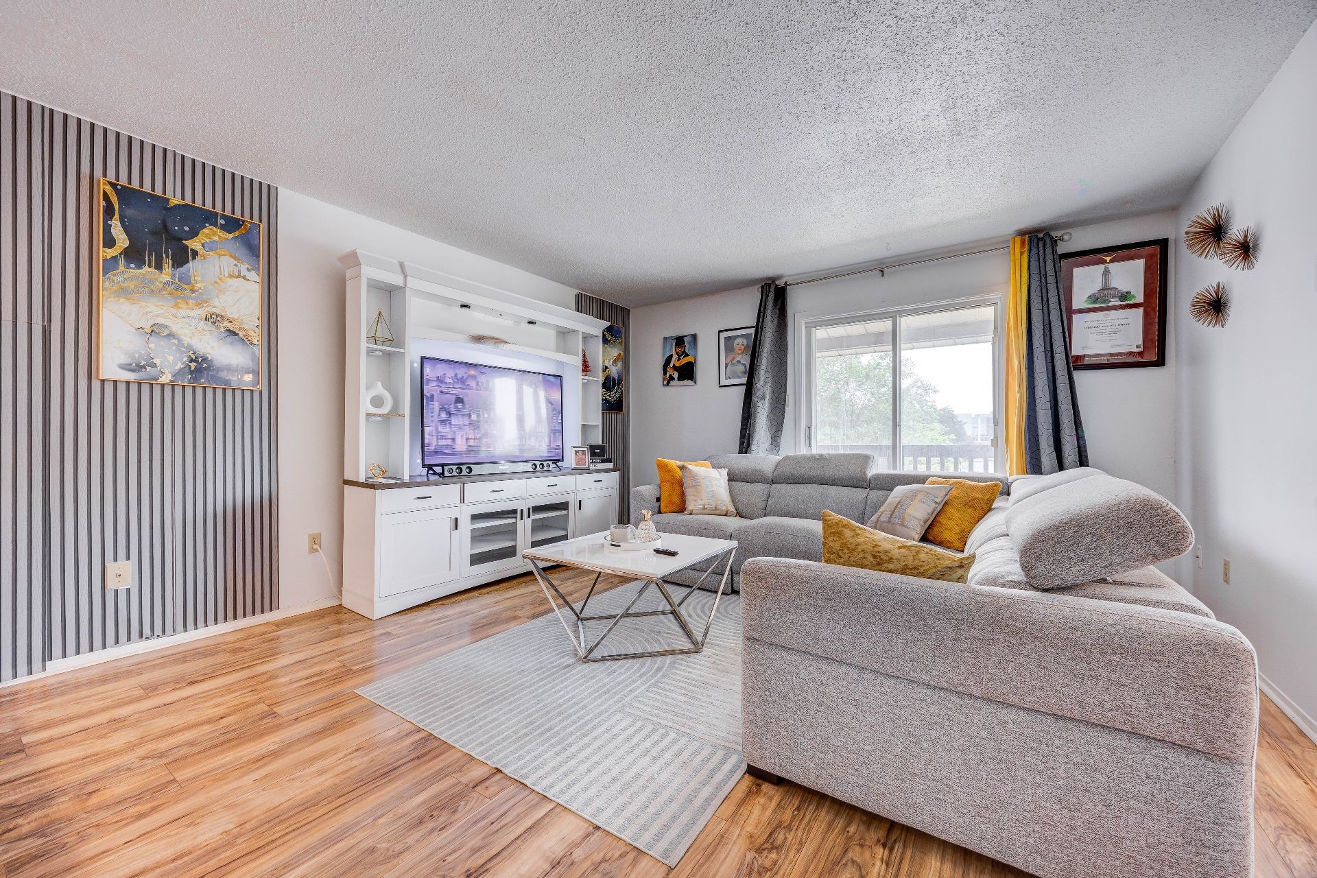









171


Boul. de l'Hôpital

,
Gatineau (Gatineau),




QC
J8T7S2

