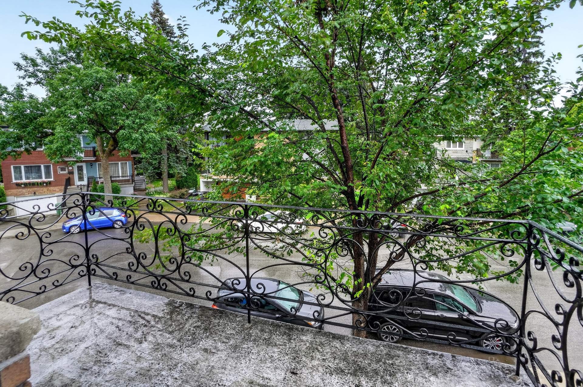 









10377


Place Prieur

,
Montréal (Ahuntsic-Cartierville),




QC
H3L3L3

