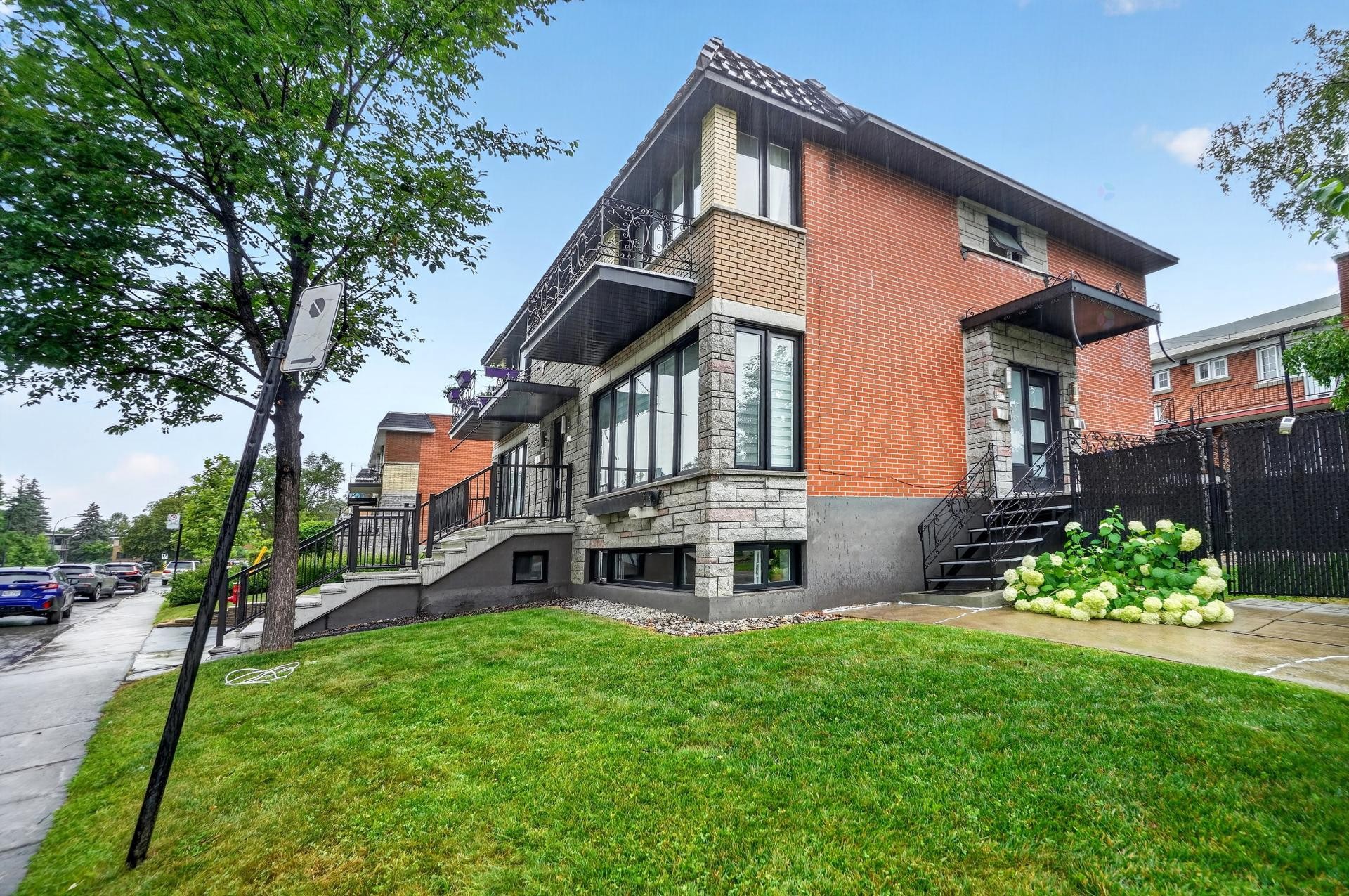 









10377


Place Prieur

,
Montréal (Ahuntsic-Cartierville),




QC
H3L3L3

