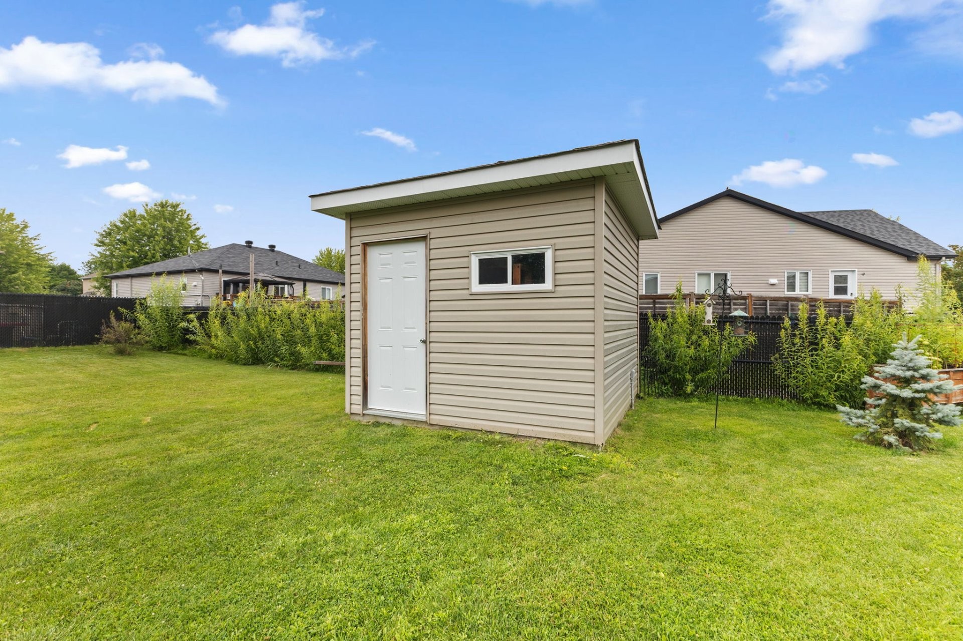 









43


Imp. Moïse-Gauthier

,
Gatineau (Buckingham),




QC
J8L0W3

