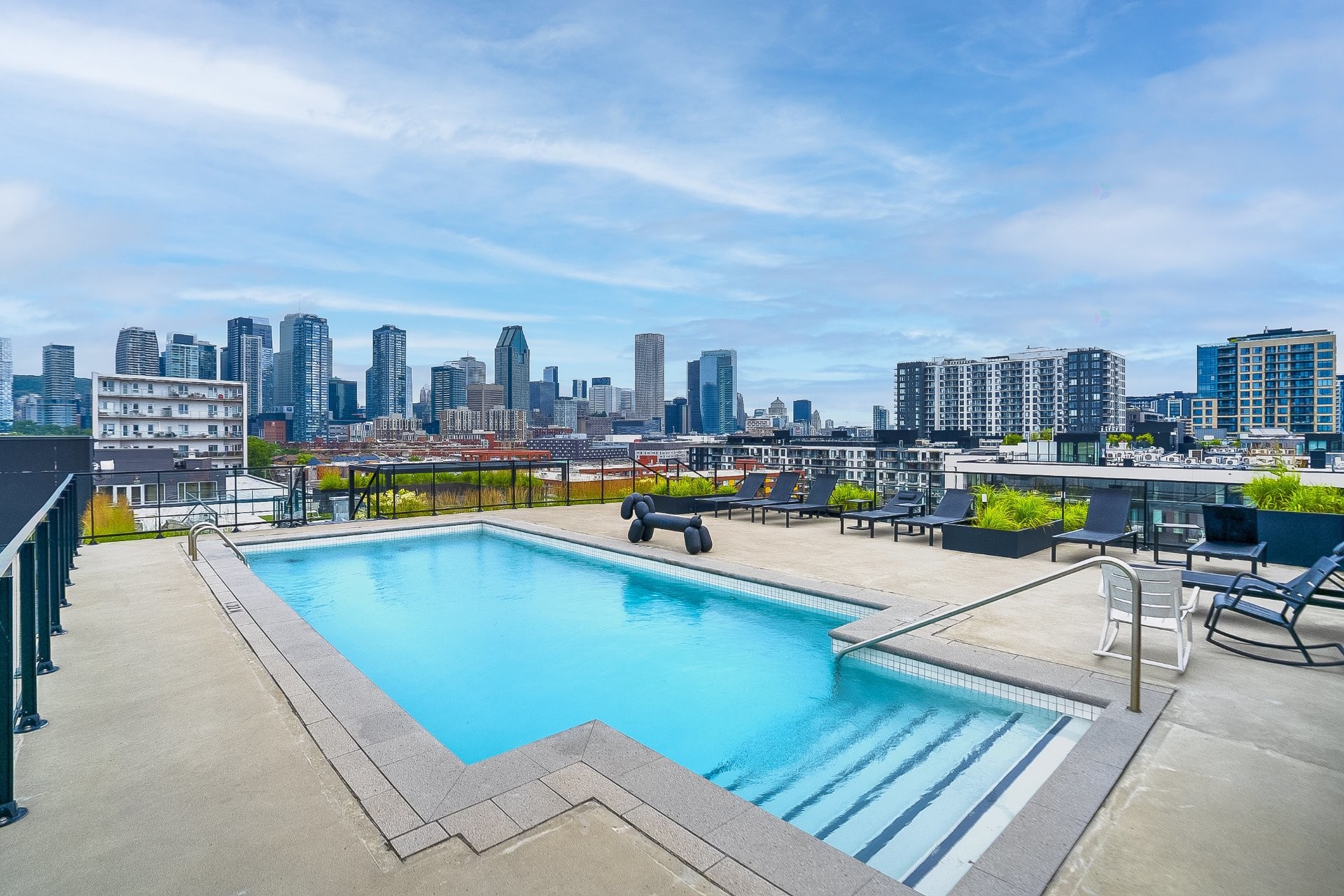 









1616


Rue des Bassins

, 808,
Montréal (Le Sud-Ouest),




QC
H3J0C3

