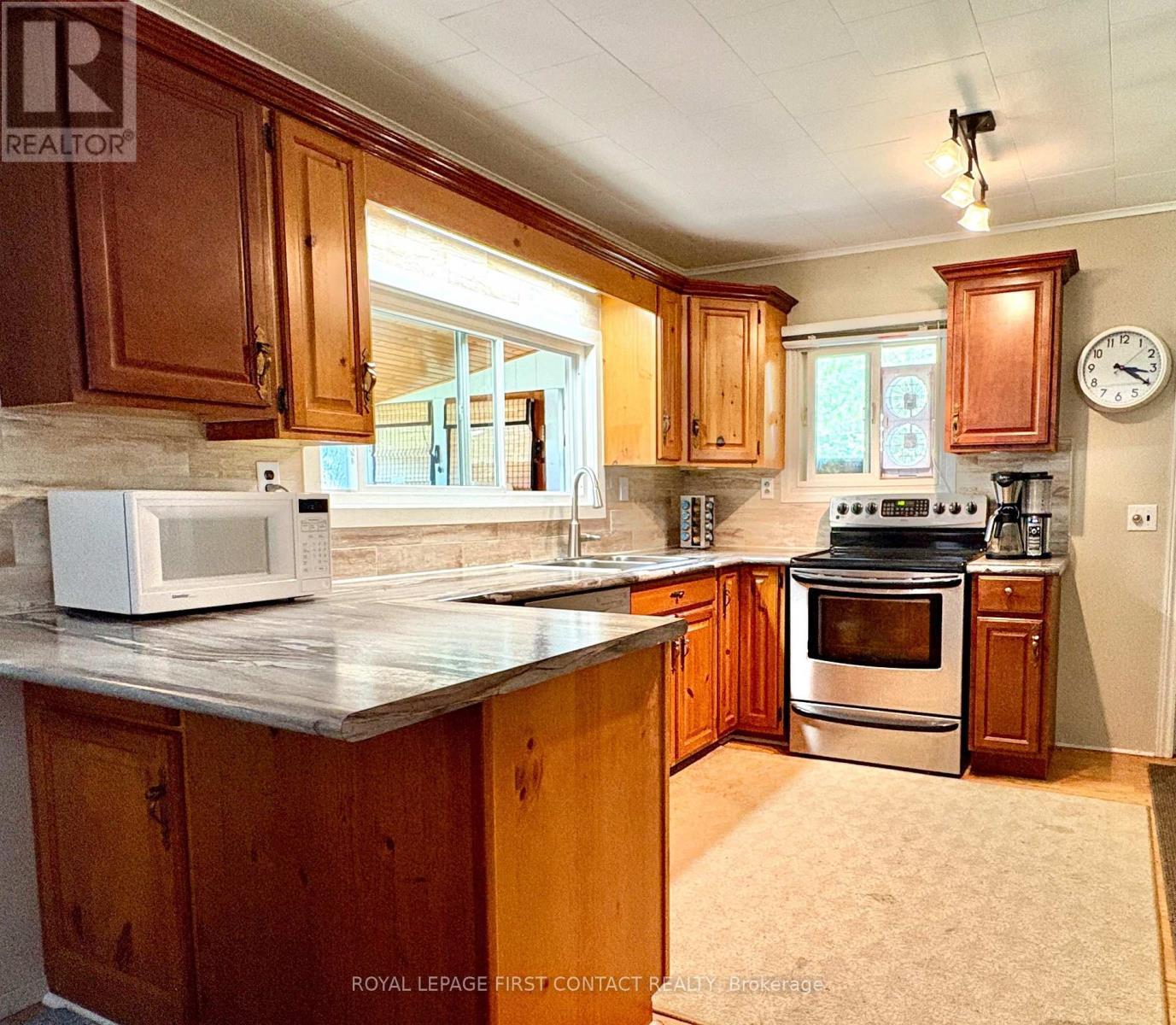 












1987 CHAMPLAIN ROAD

,
Tiny,




Ontario
L9M0B6

