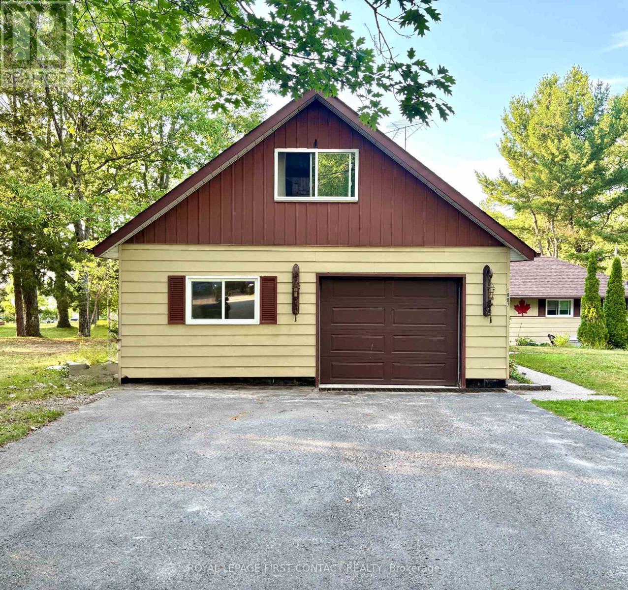 












1987 CHAMPLAIN ROAD

,
Tiny,




Ontario
L9M0B6

