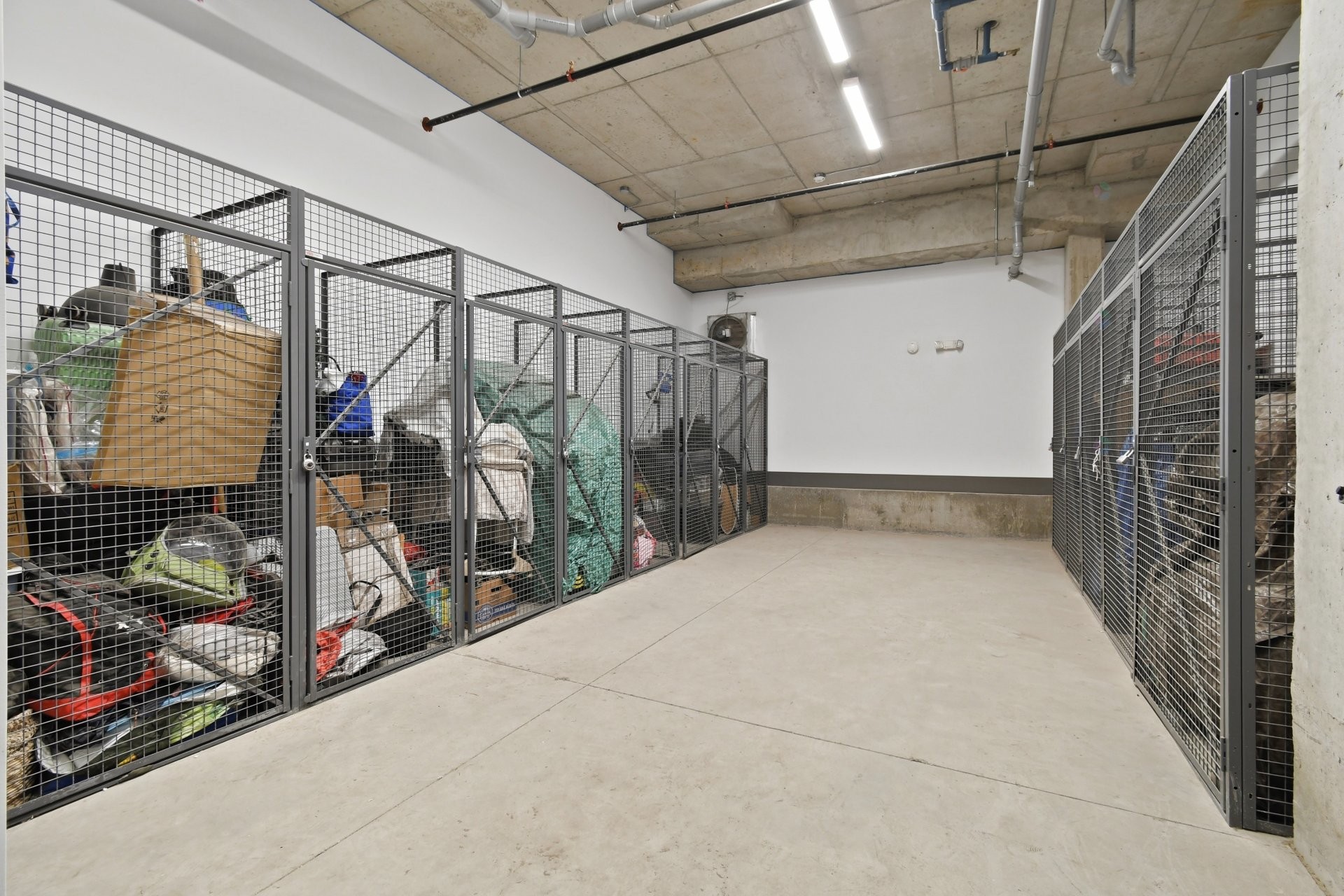 









2121


Av. Papineau

, 311,
Montréal (Ville-Marie),




QC
H2K0E6

