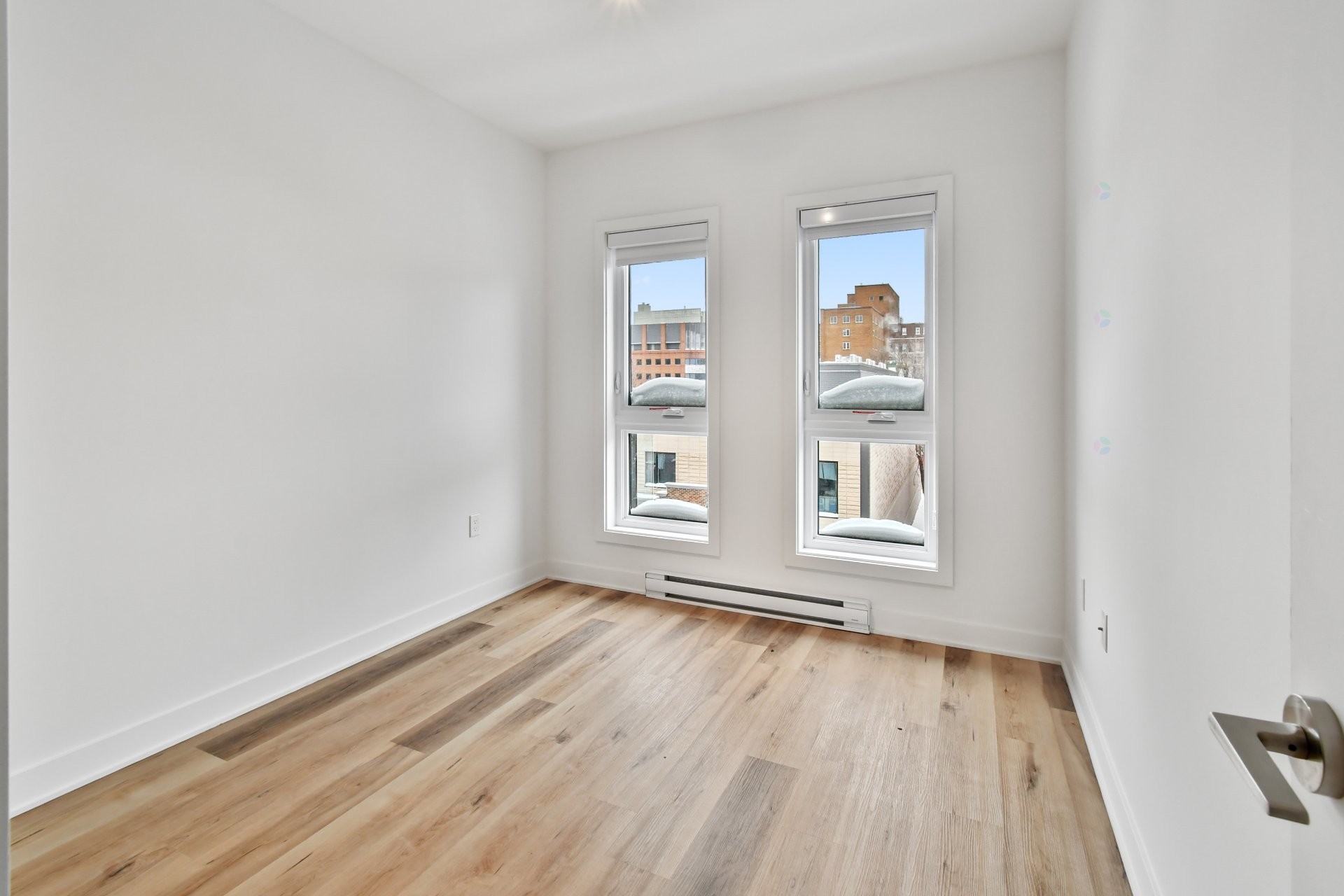 









2121


Av. Papineau

, 311,
Montréal (Ville-Marie),




QC
H2K0E6

