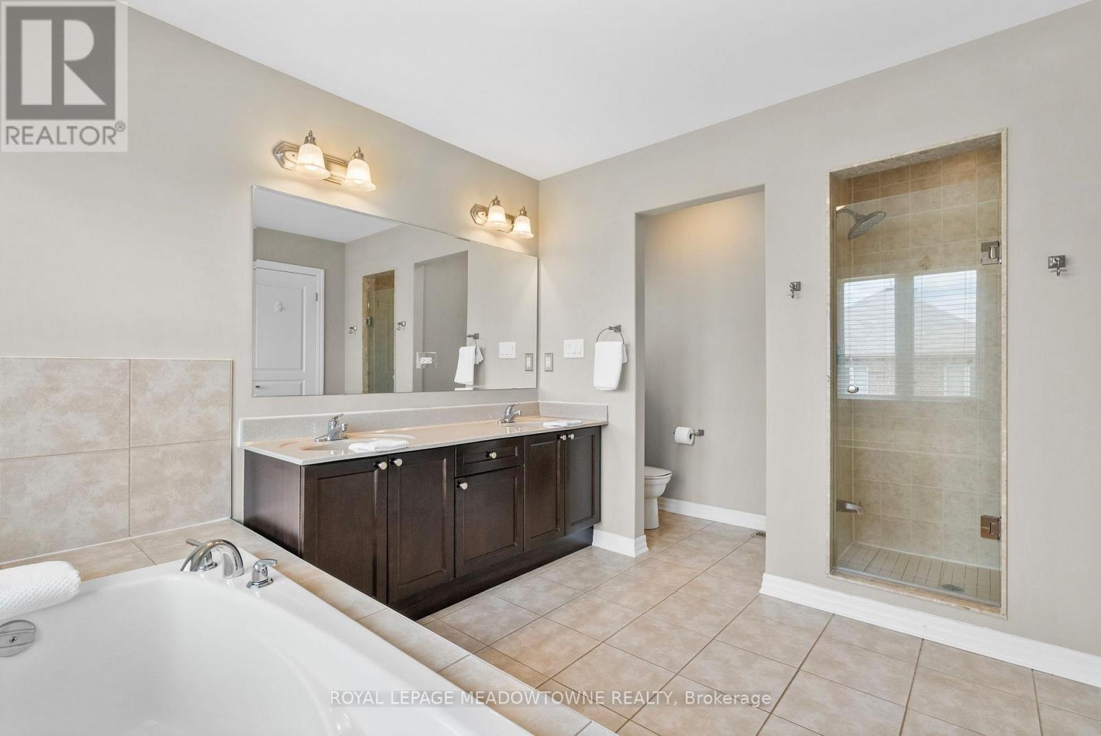 












589 BARTLEMAN TERRACE

,
Milton,




Ontario
L9T6Z4

