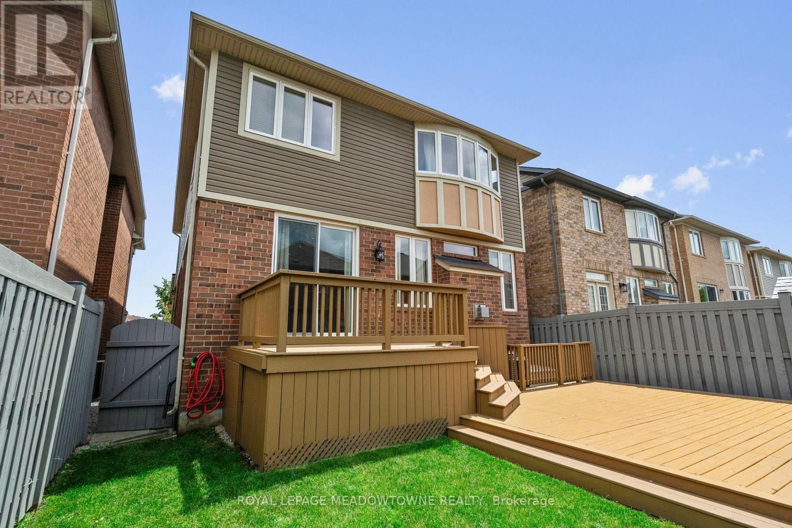 












589 BARTLEMAN TERRACE

,
Milton,




Ontario
L9T6Z4

