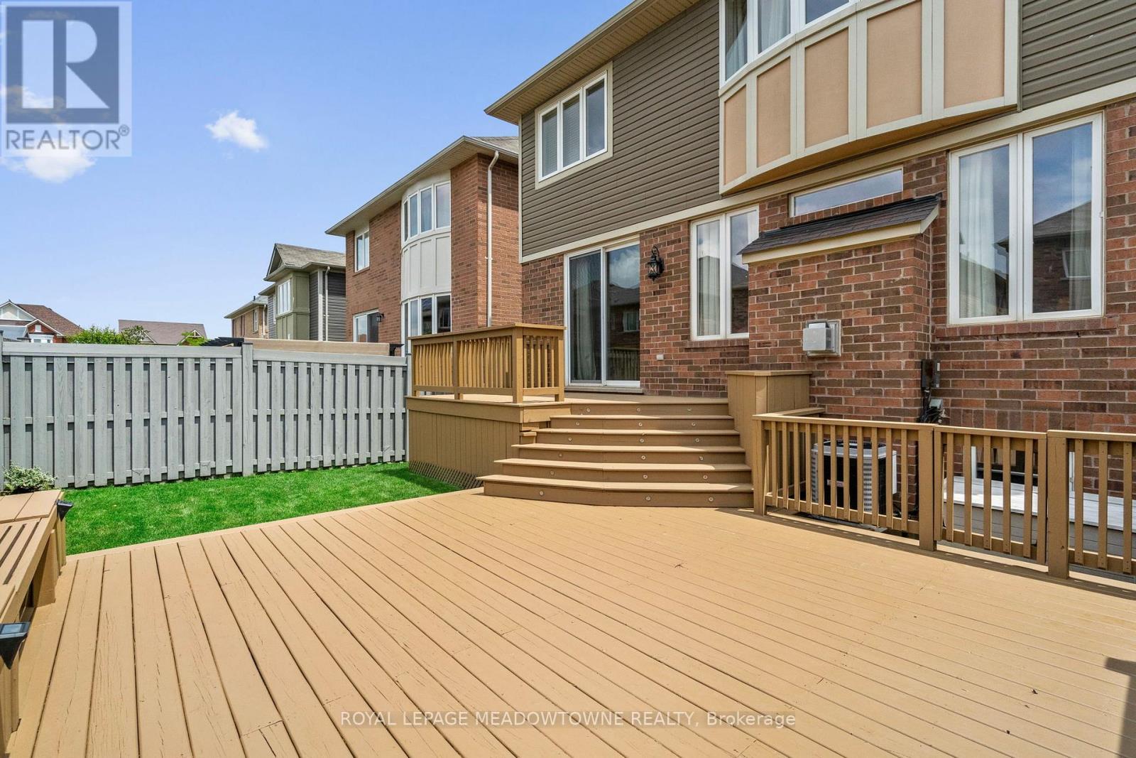 












589 BARTLEMAN TERRACE

,
Milton,




Ontario
L9T6Z4

