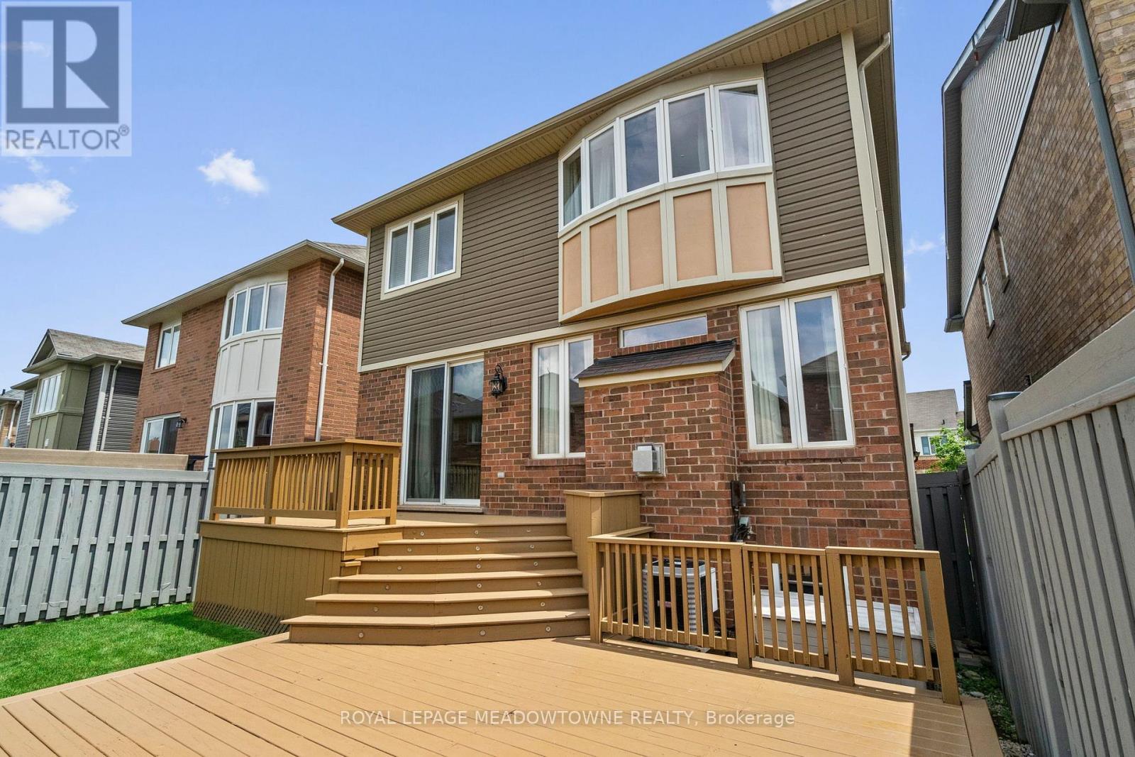












589 BARTLEMAN TERRACE

,
Milton,




Ontario
L9T6Z4

