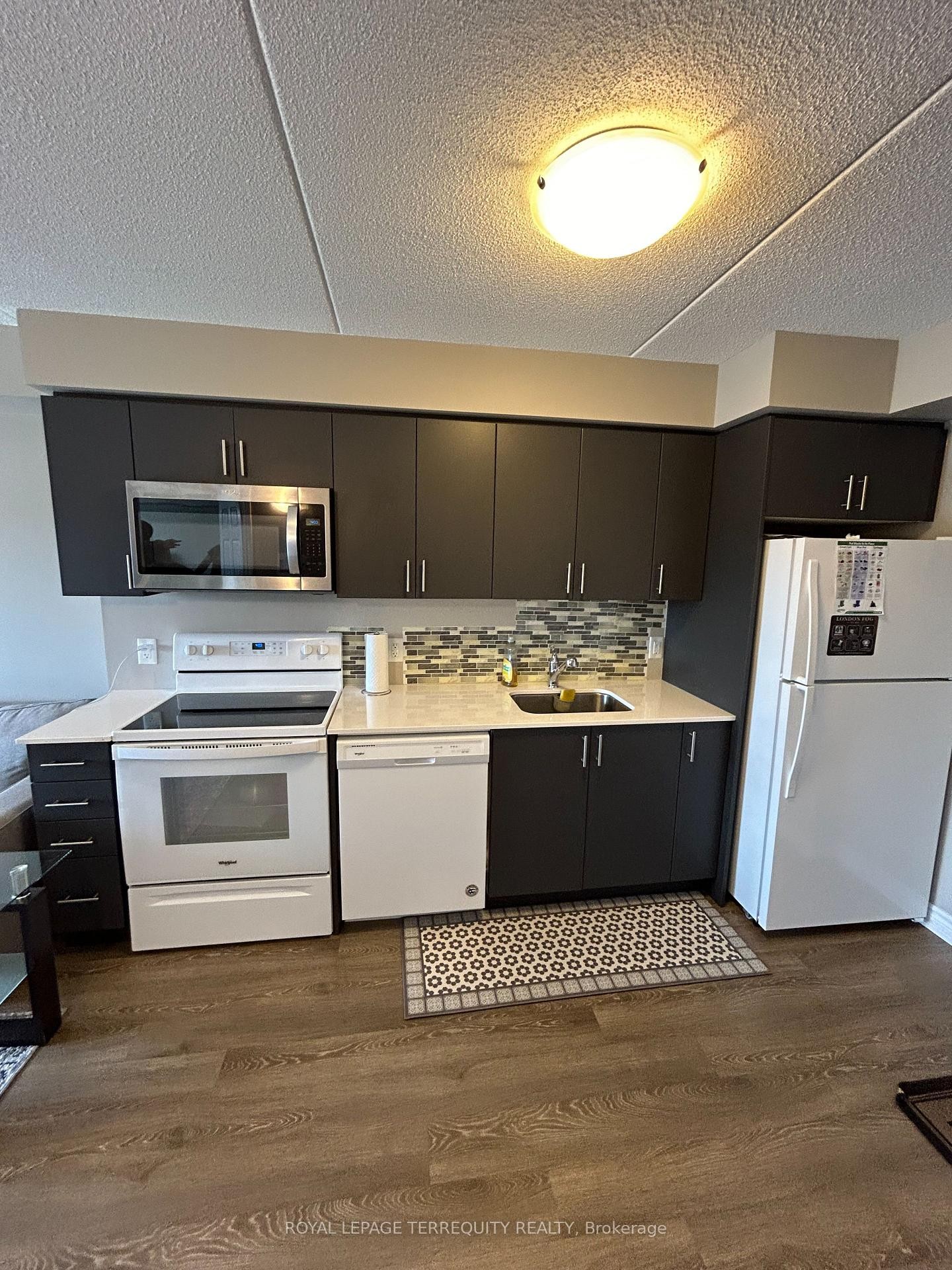 









716


Main

Street East, 512,
Milton,




ON
L9T 9L9

