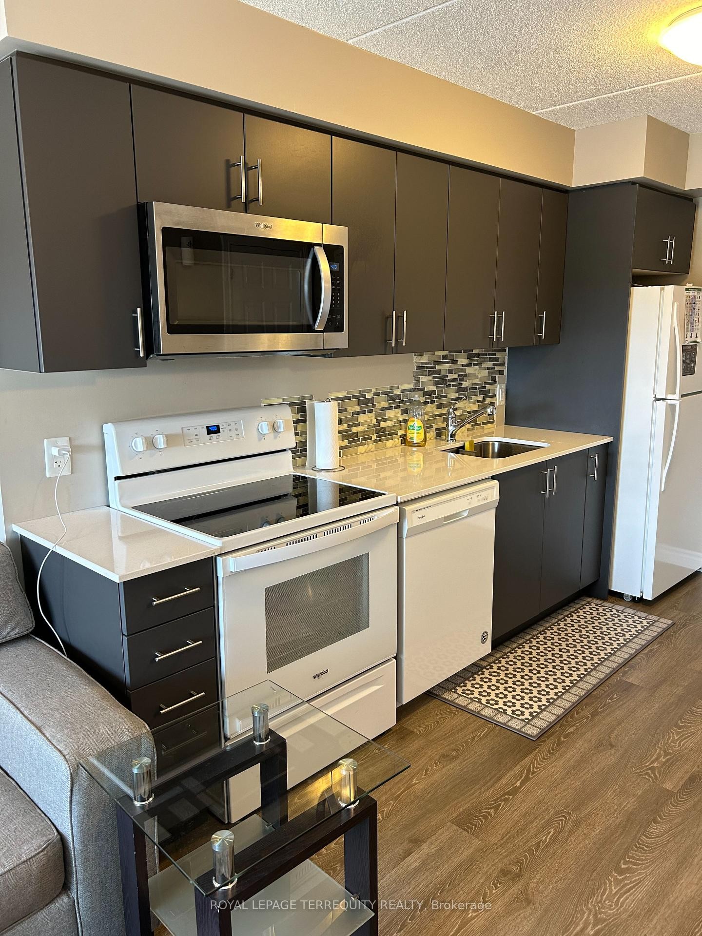 









716


Main

Street East, 512,
Milton,




ON
L9T 9L9

