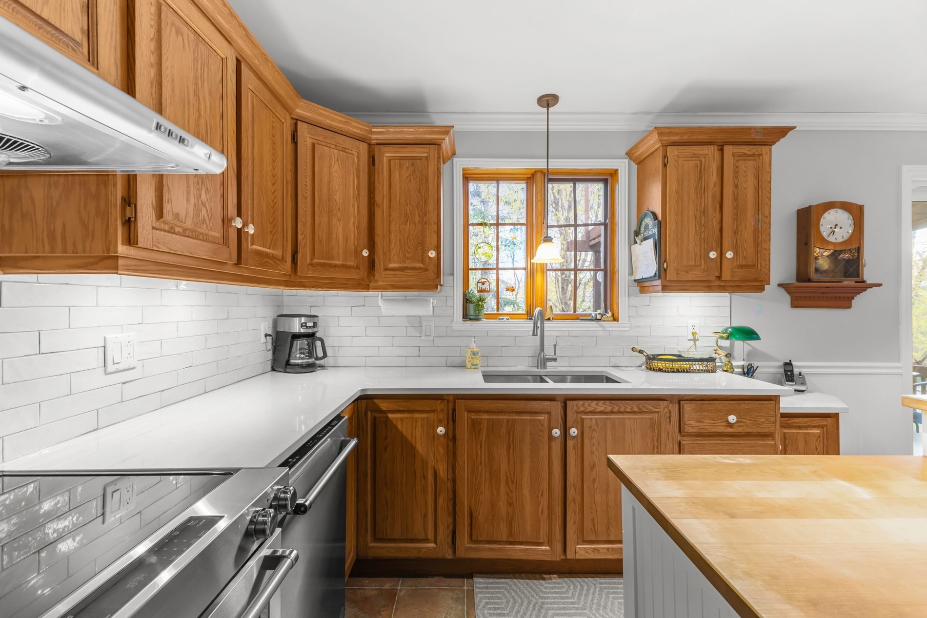 









245


Av. De Beaujeu

,
Saint-Hyacinthe,




QC
J2S7M9

