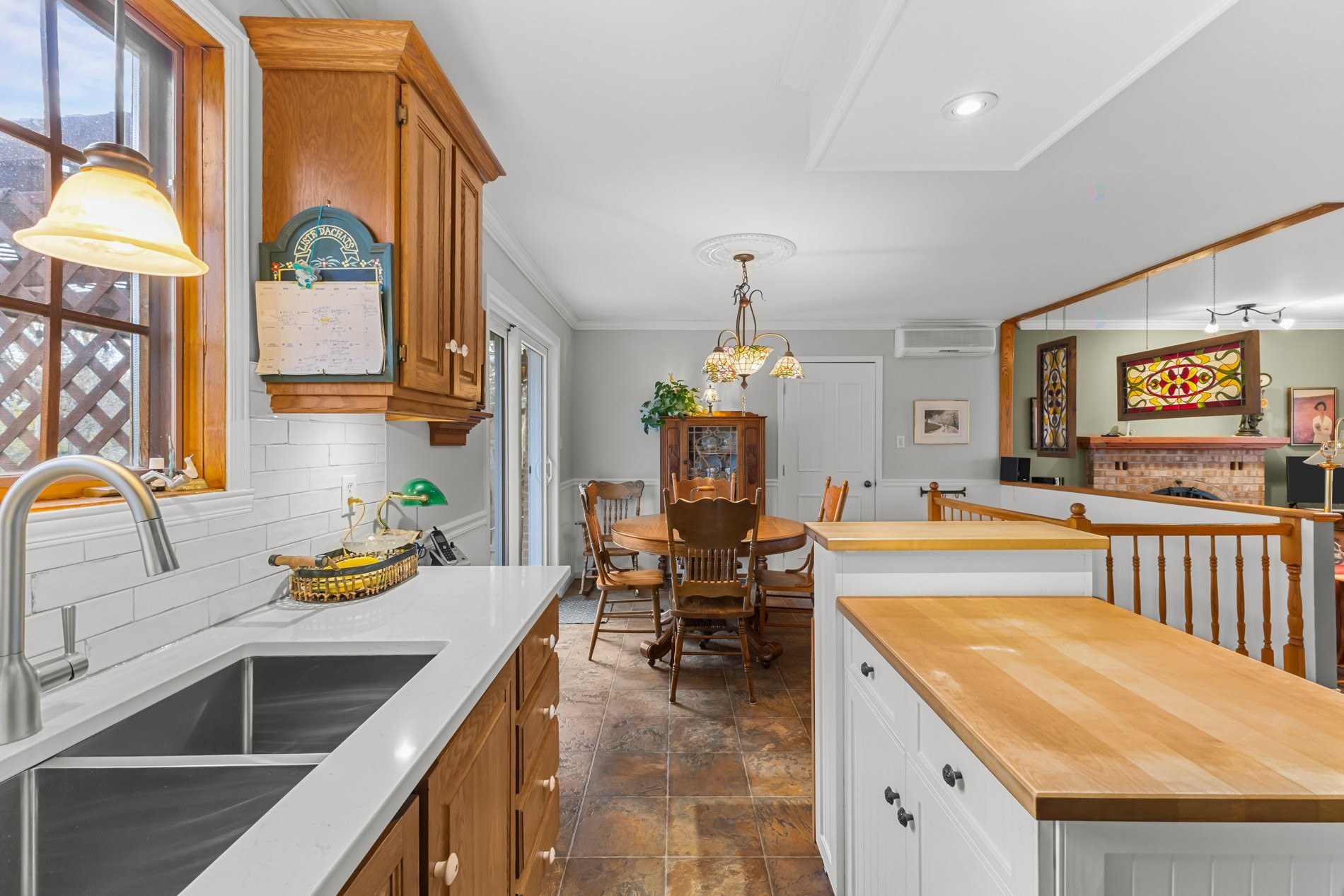 









245


Av. De Beaujeu

,
Saint-Hyacinthe,




QC
J2S7M9

