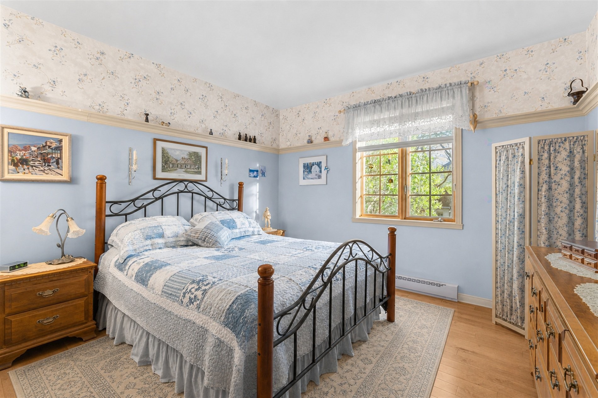 









245


Av. De Beaujeu

,
Saint-Hyacinthe,




QC
J2S7M9


