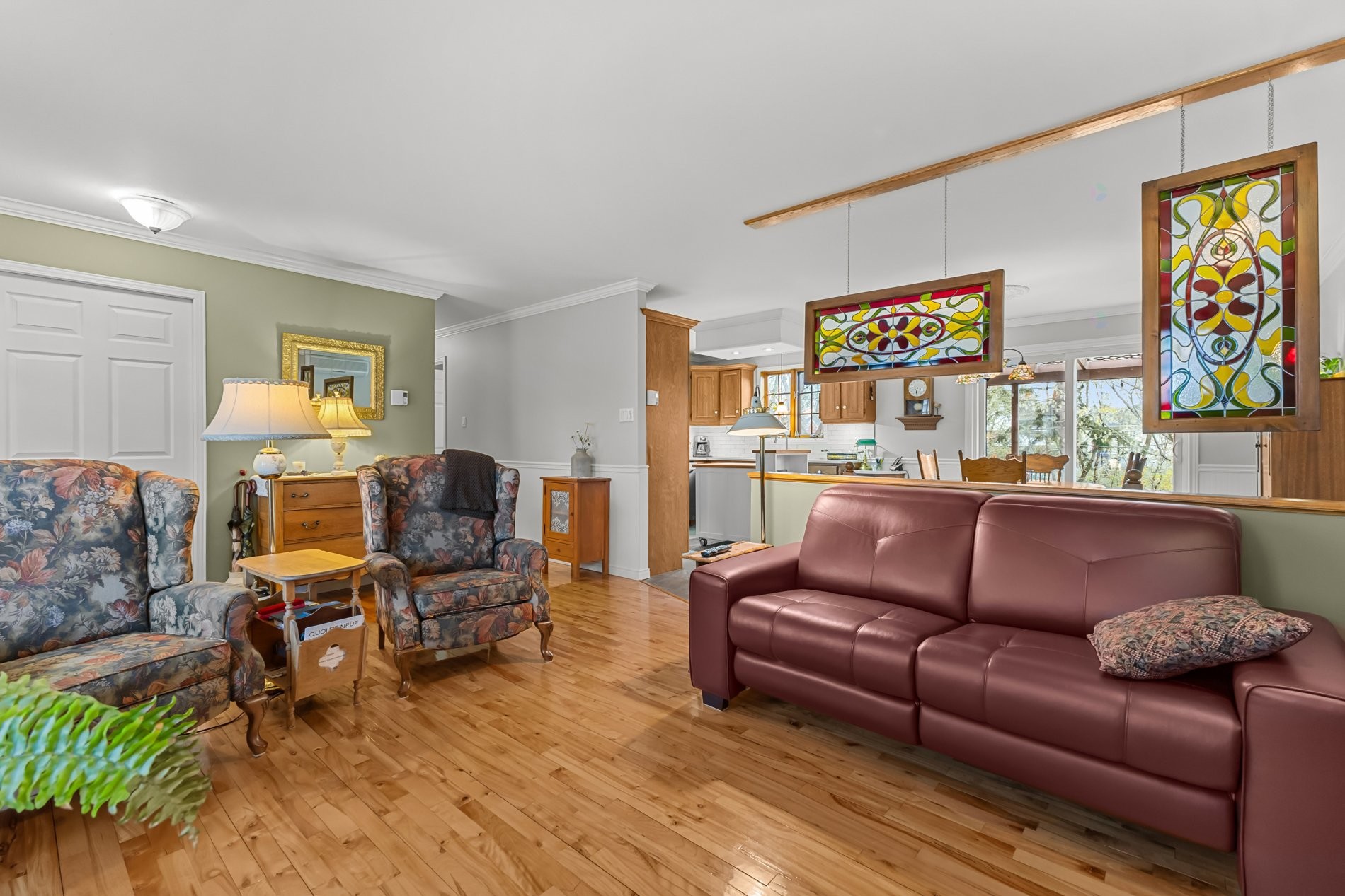 









245


Av. De Beaujeu

,
Saint-Hyacinthe,




QC
J2S7M9

