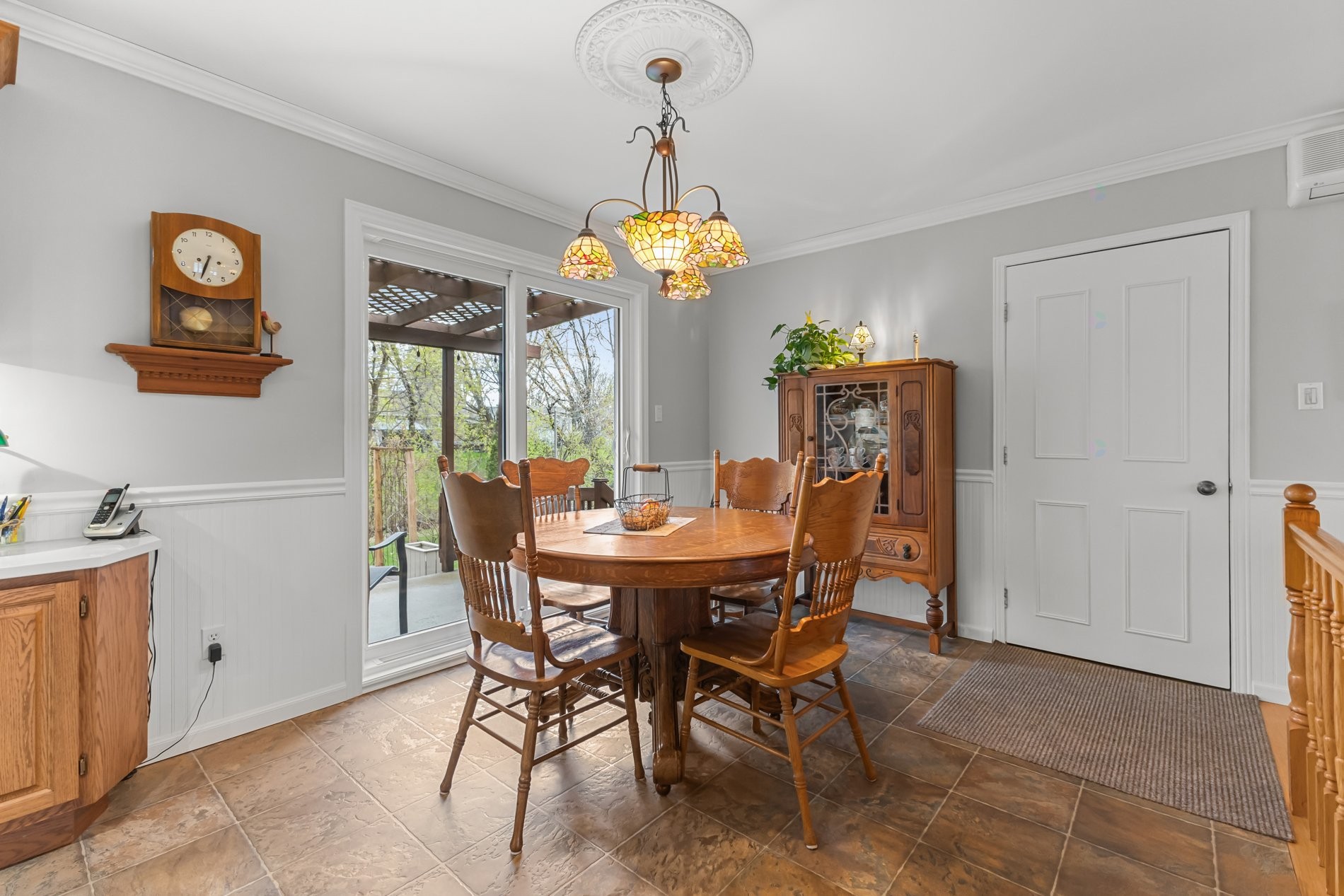 









245


Av. De Beaujeu

,
Saint-Hyacinthe,




QC
J2S7M9

