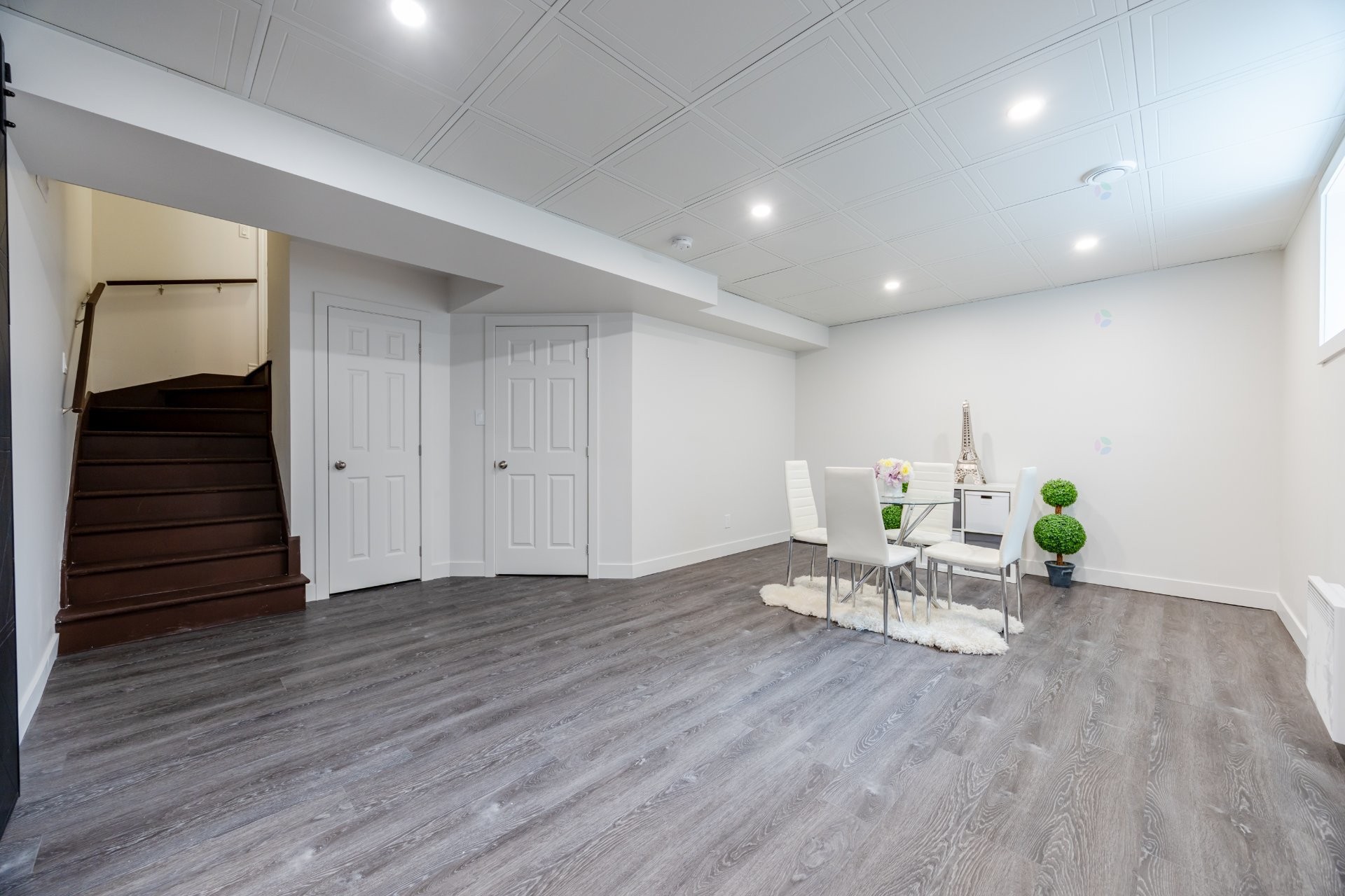 









4056


Rue des Pruniers

,
Longueuil (Saint-Hubert),




QC
J3Y0S2

