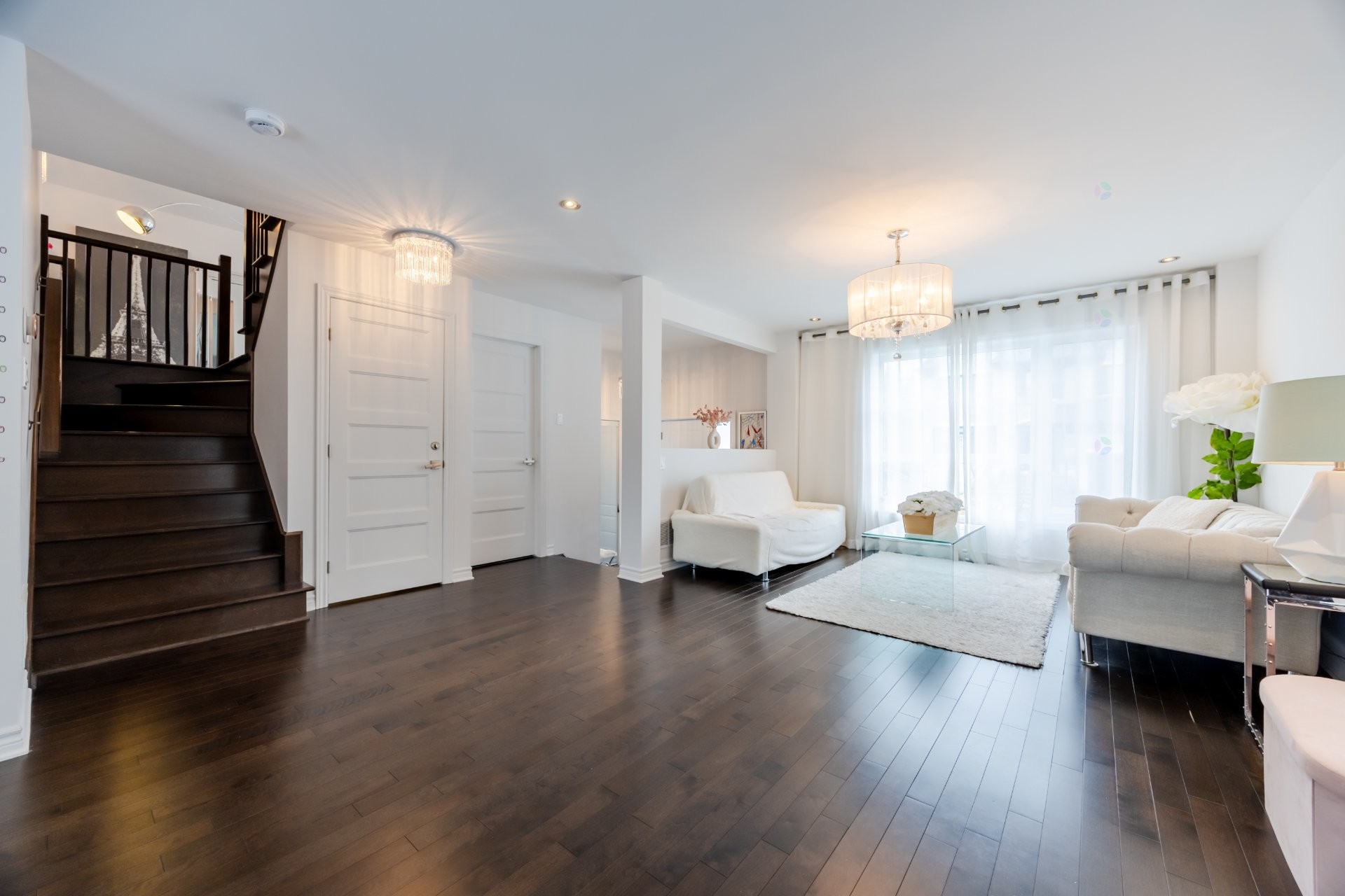 









4056


Rue des Pruniers

,
Longueuil (Saint-Hubert),




QC
J3Y0S2

