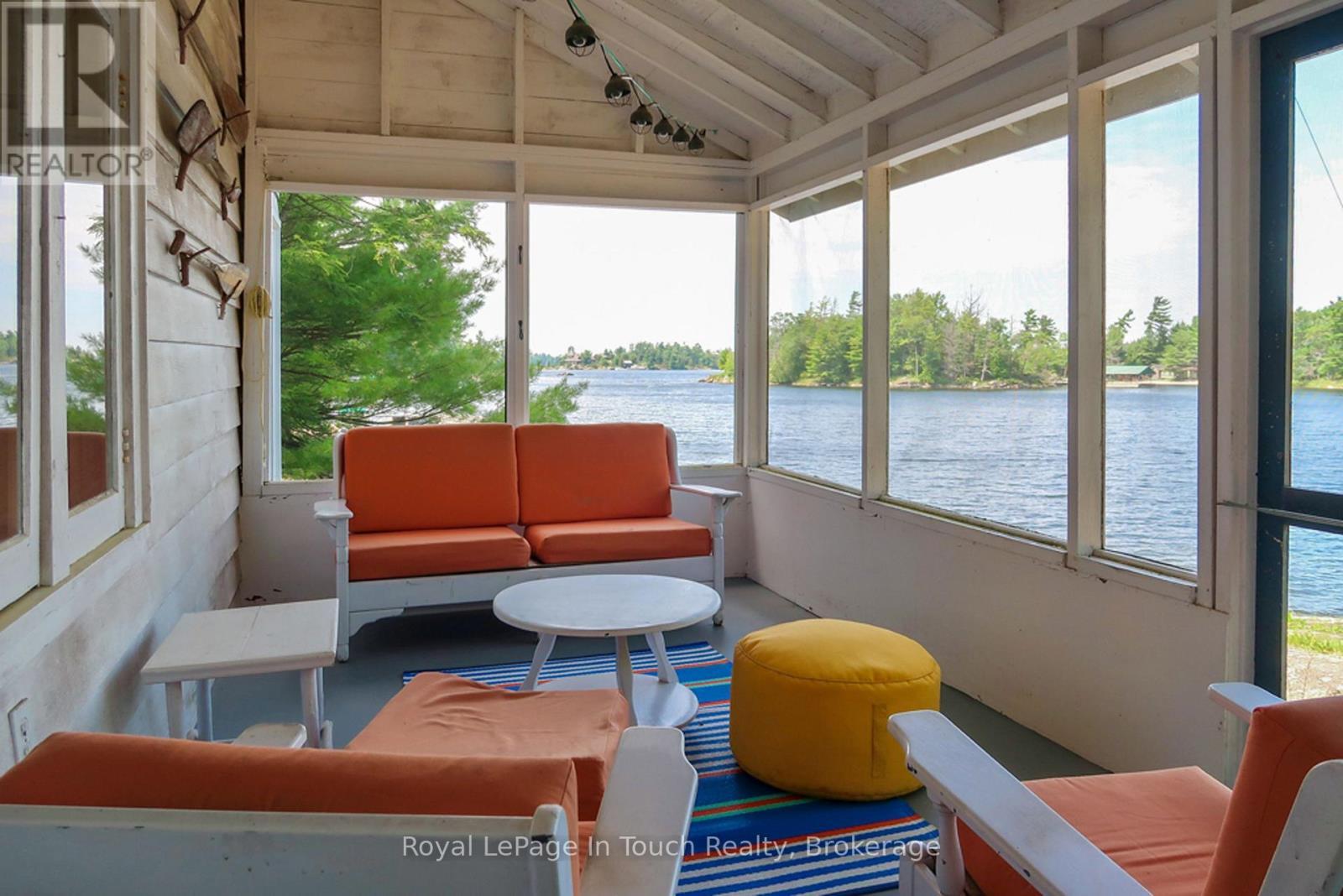 












15052 GEORGIAN BAY SHORE

,
Georgian Bay (Baxter),




Ontario
P0E1E0

