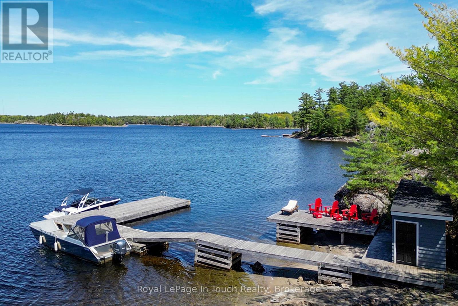 












15052 GEORGIAN BAY SHORE

,
Georgian Bay (Baxter),




Ontario
P0E1E0

