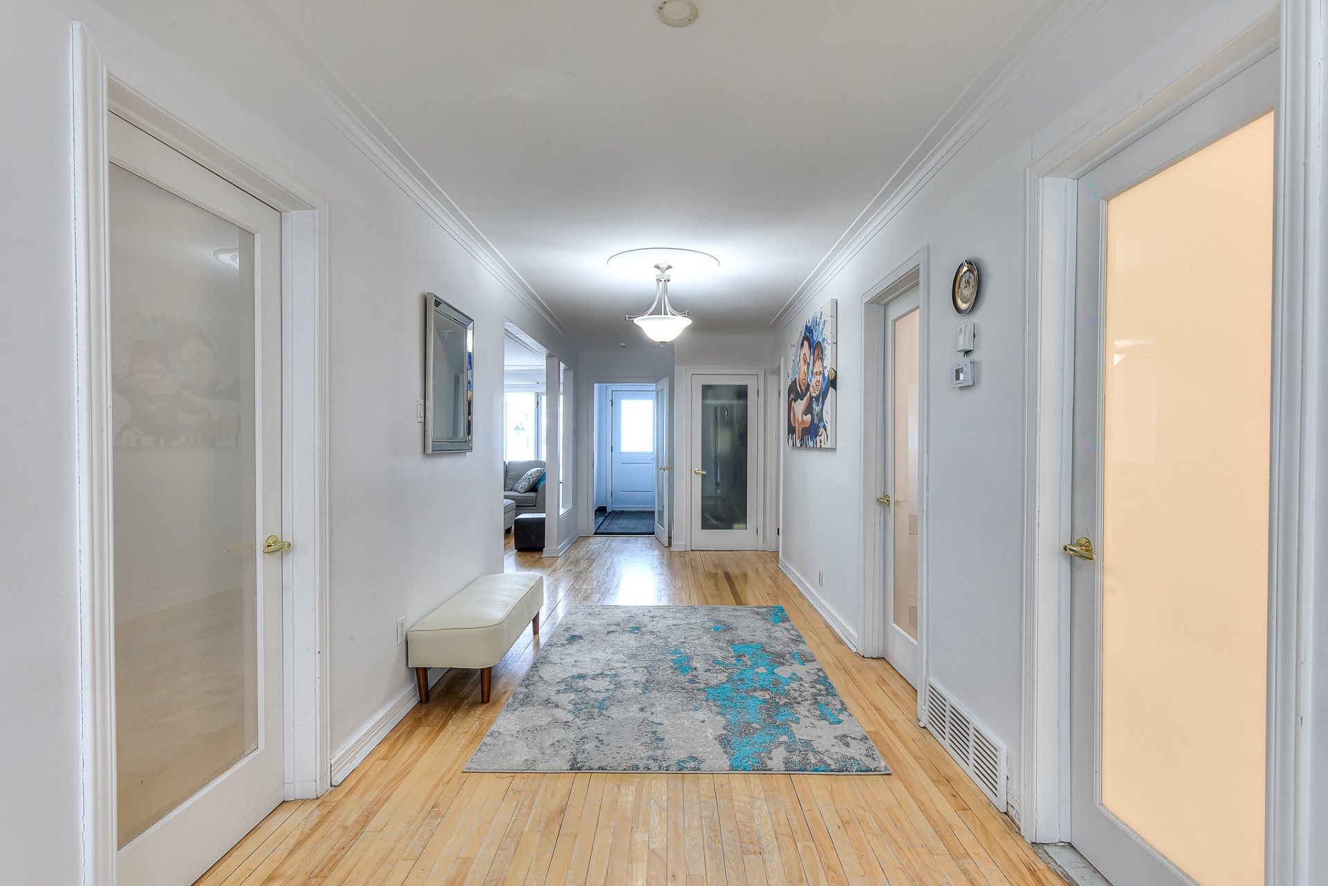 









1273

 - 1277


Rue Jasmin

,
Laval (Chomedey),




QC
H7W3V9

