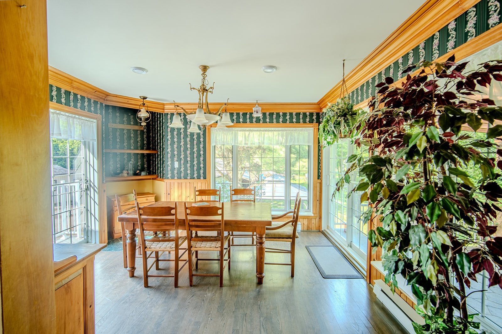 









850


Rg St-Esprit

,
L'Épiphanie,







QC
J5X2M6

