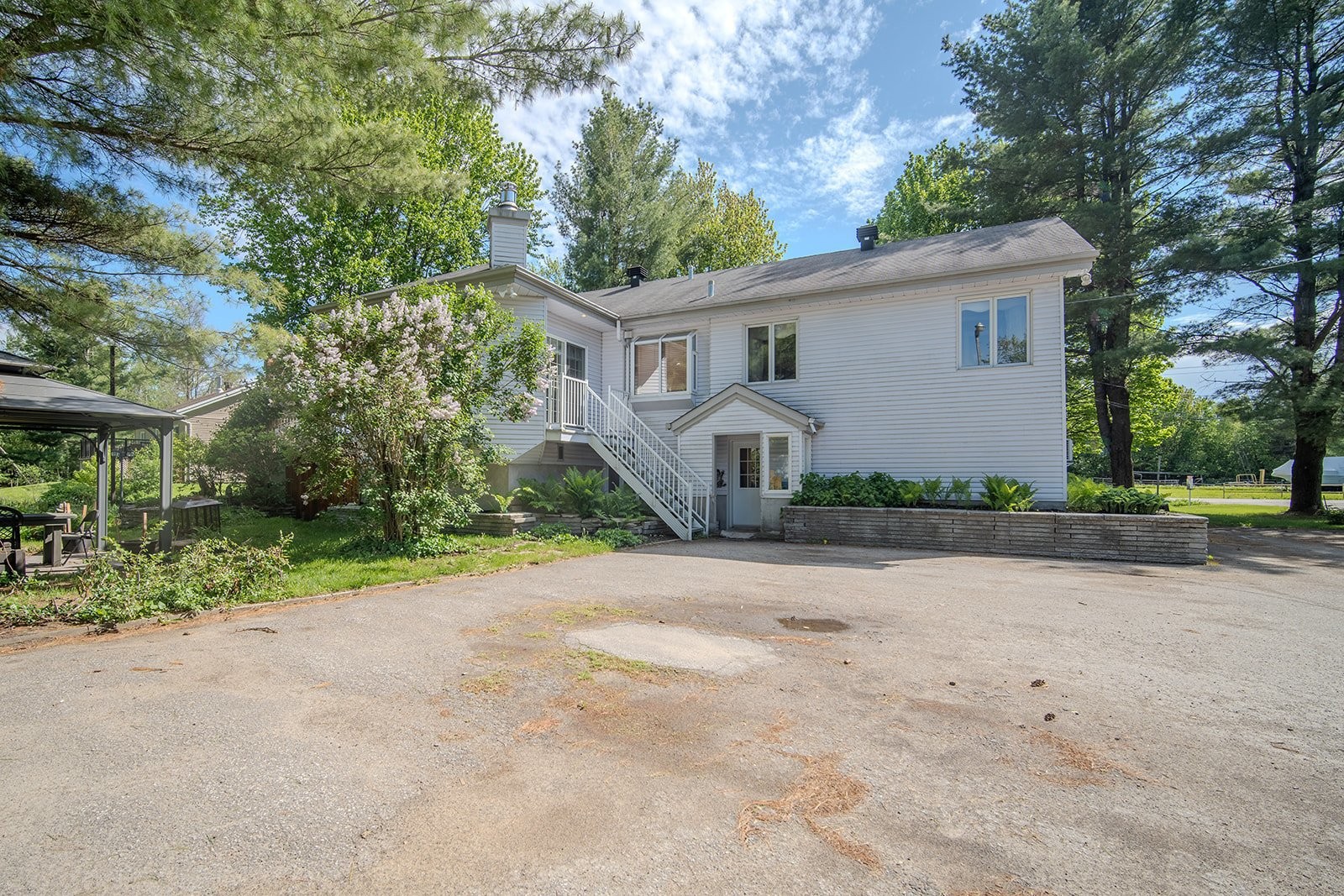 









850


Rg St-Esprit

,
L'Épiphanie,







QC
J5X2M6

