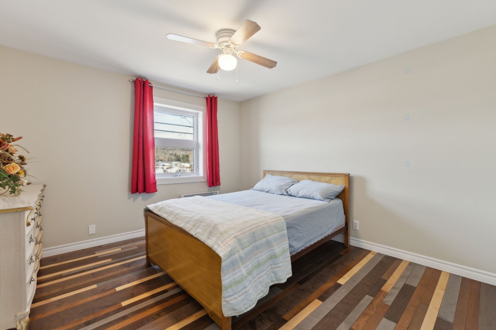 









32


Rue Principale

,
Notre-Dame-du-Laus,




QC
J0X2M0

