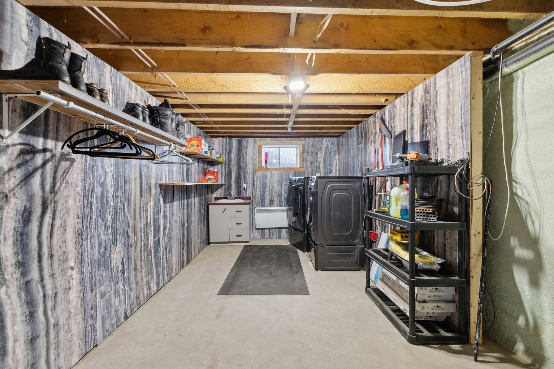









32


Rue Principale

,
Notre-Dame-du-Laus,




QC
J0X2M0

