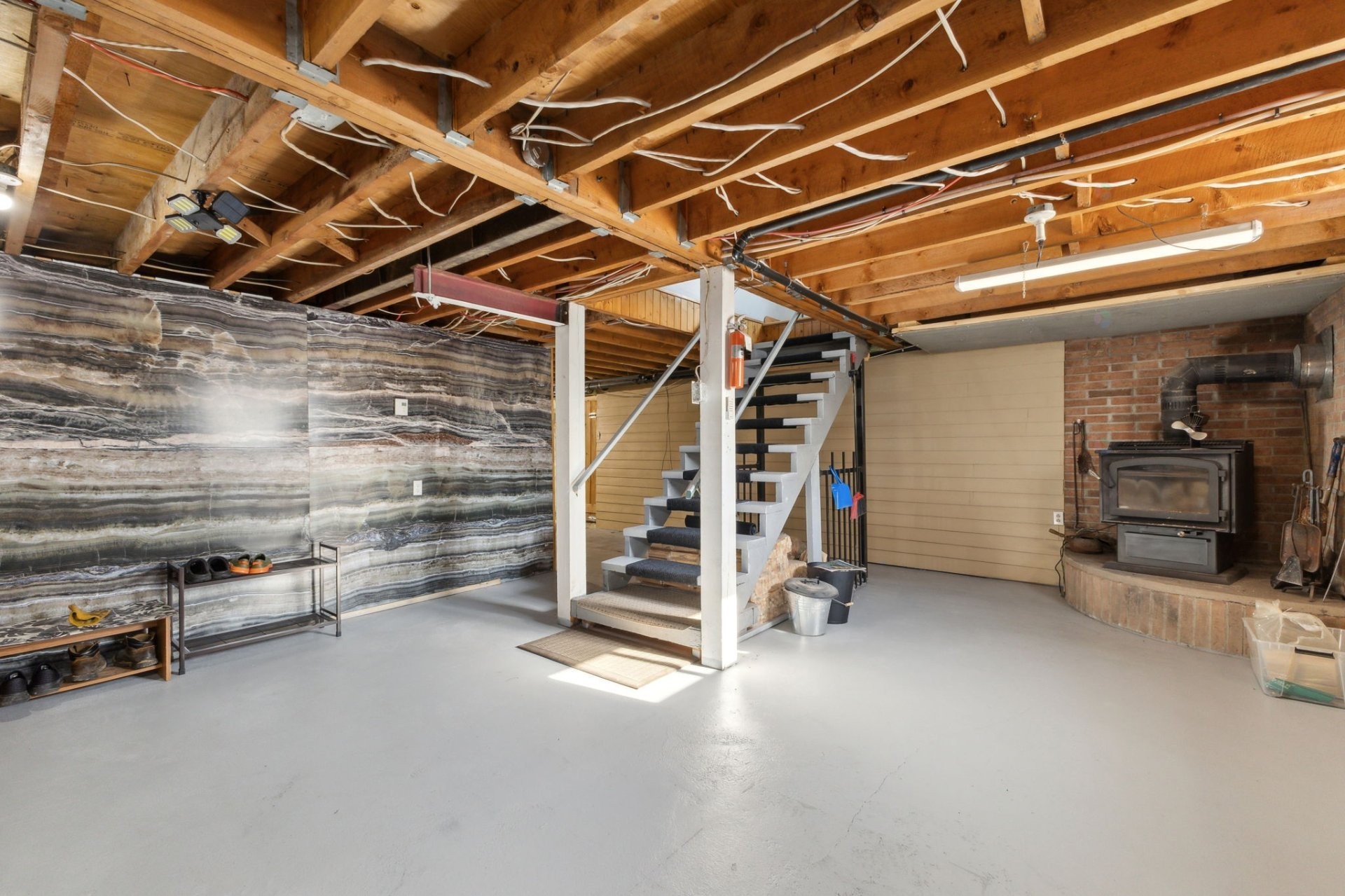 









32


Rue Principale

,
Notre-Dame-du-Laus,




QC
J0X2M0


