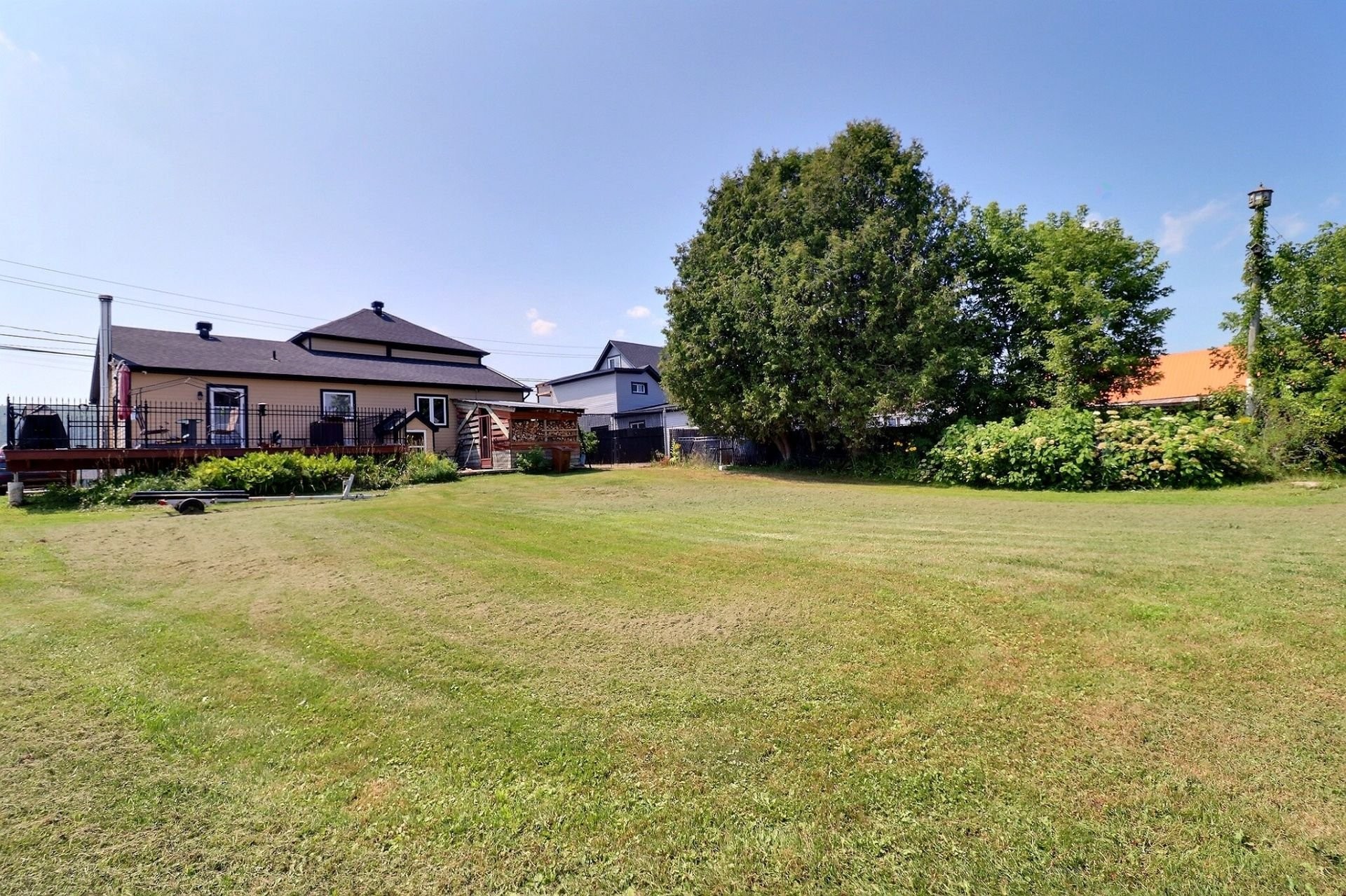 









32


Rue Principale

,
Notre-Dame-du-Laus,




QC
J0X2M0

