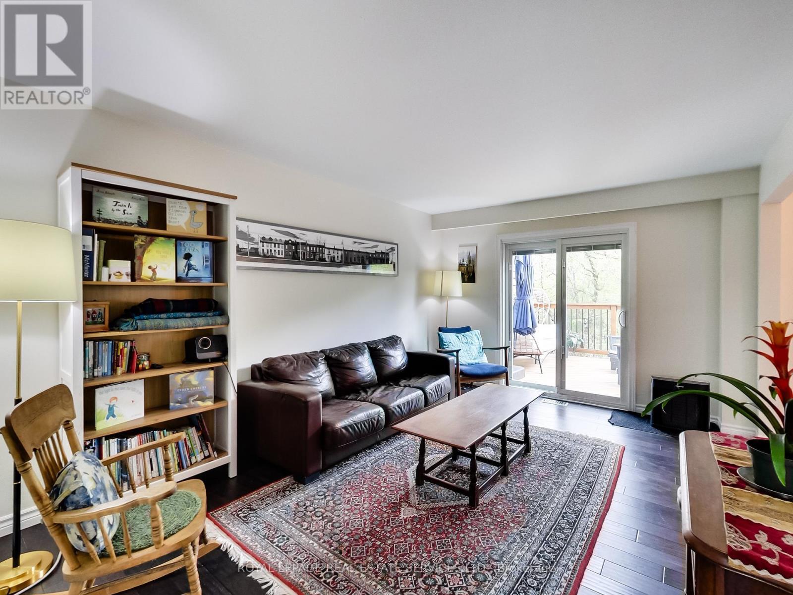 












27 BREMEN LANE

,
Mississauga,




Ontario
L5M1G7


