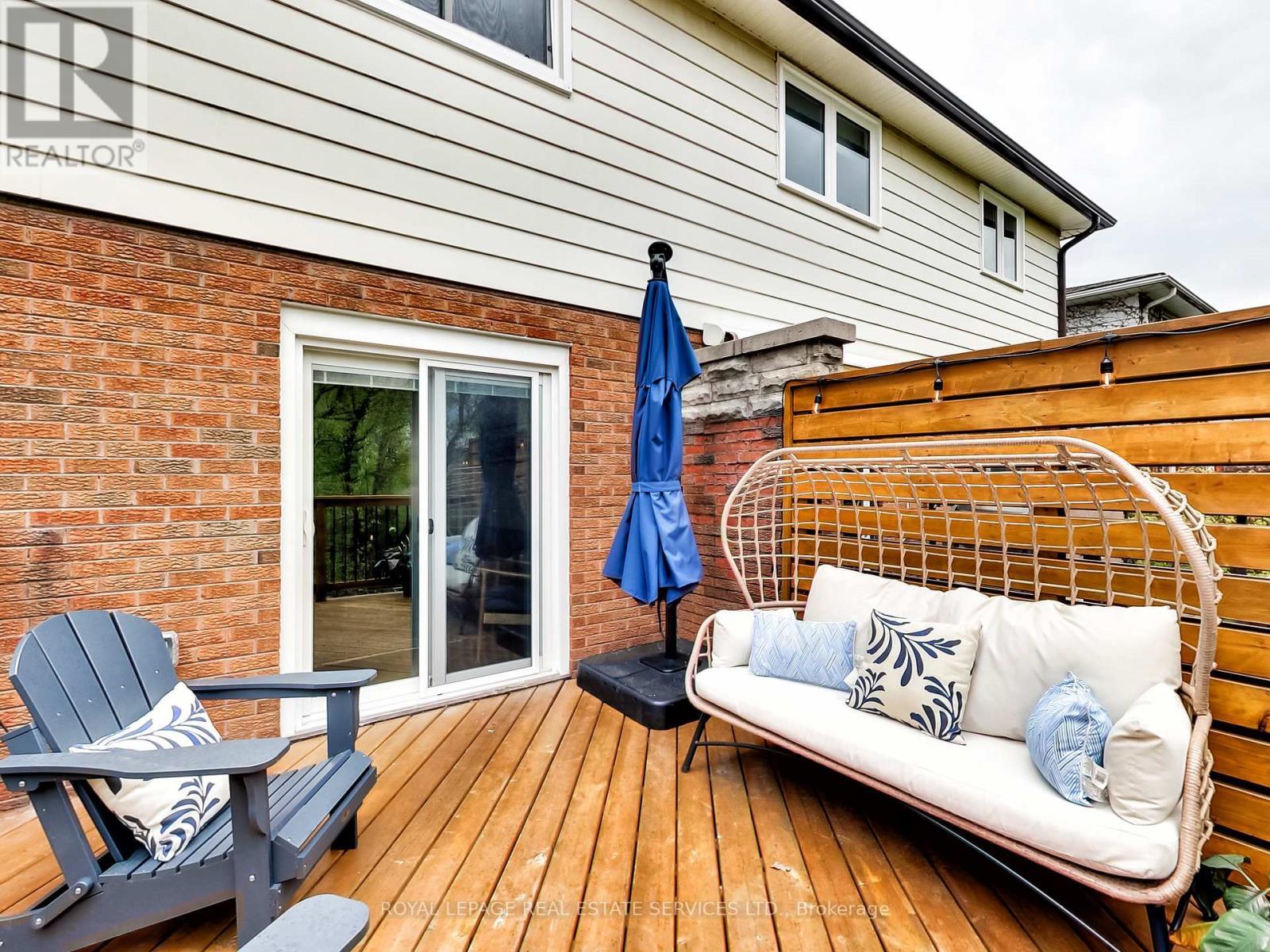 












27 BREMEN LANE

,
Mississauga,




Ontario
L5M1G7

