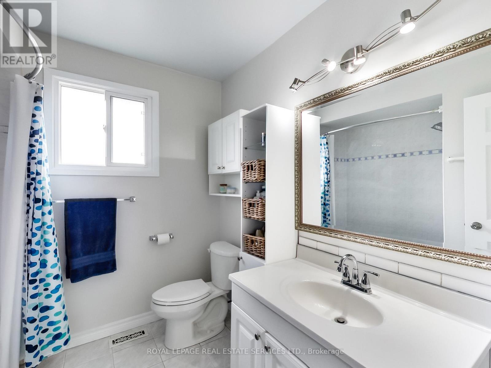 












27 BREMEN LANE

,
Mississauga,




Ontario
L5M1G7

