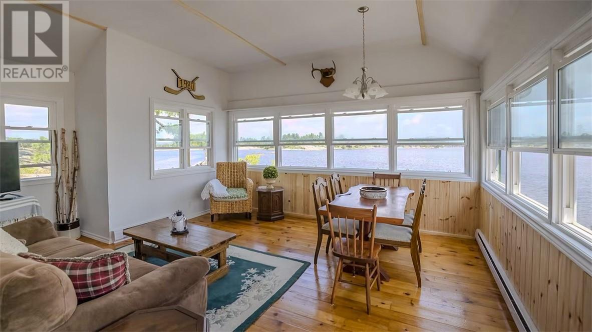 












1980 TP McGregor Bay

,
Mcgregor Bay,




Ontario
P0P1A0


