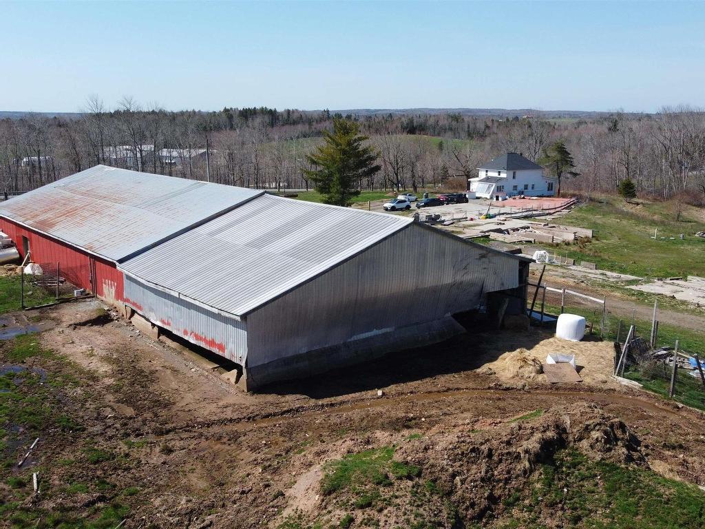 












4265 14 Highway

,
Upper Rawdon,




NS
B0N 2N0

