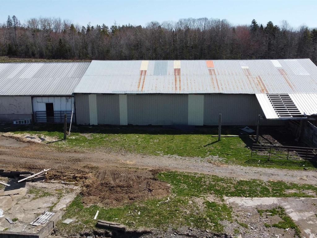 












4265 14 Highway

,
Upper Rawdon,




NS
B0N 2N0


