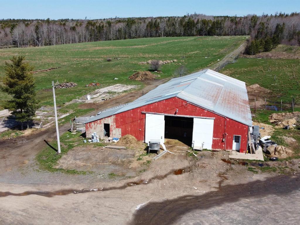 












4265 14 Highway

,
Upper Rawdon,




NS
B0N 2N0


