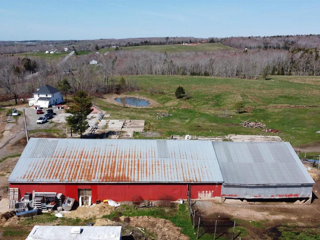 












4265 14 Highway

,
Upper Rawdon,




NS
B0N 2N0

