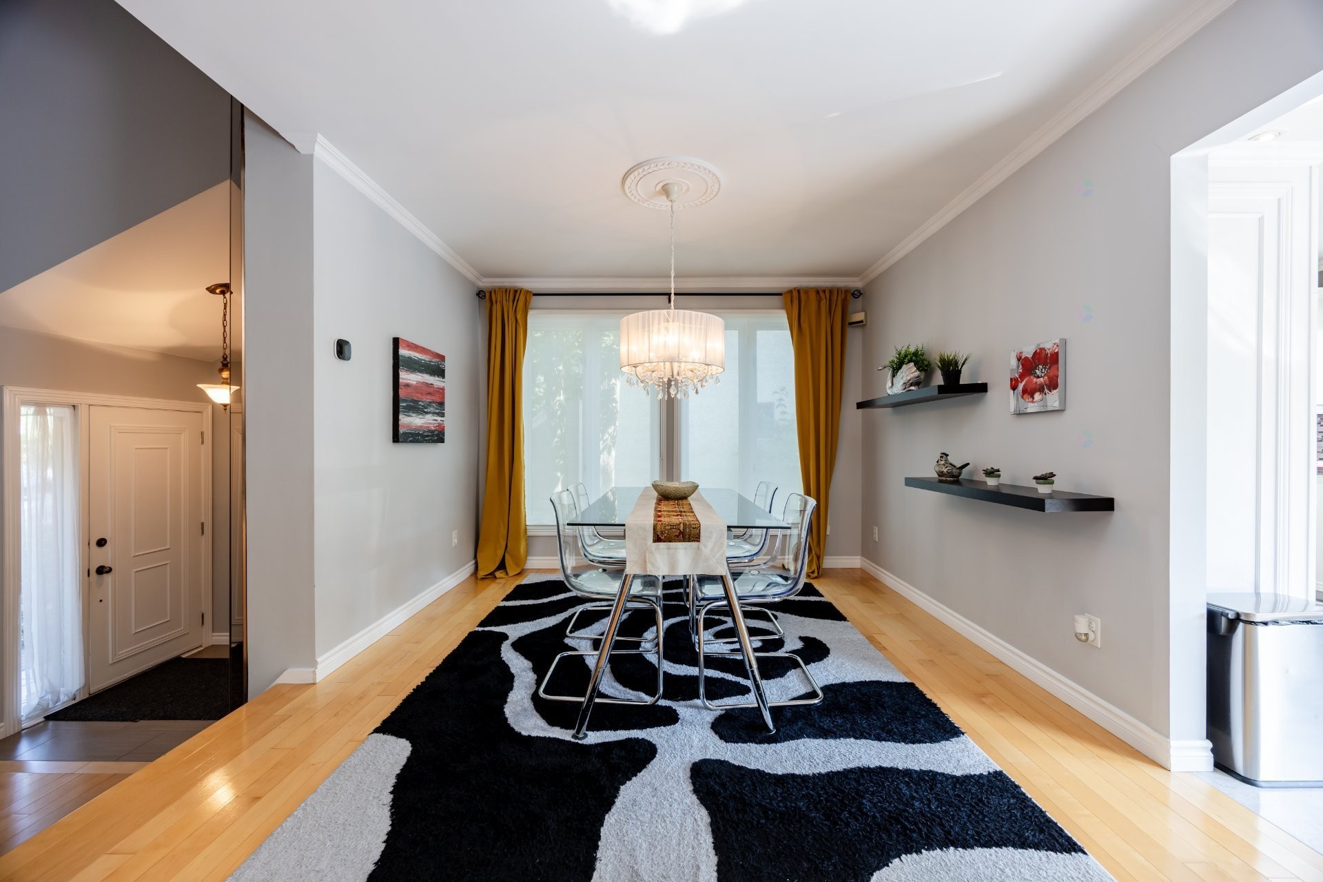 









1100


Rue des Gélinottes

,
Longueuil (Le Vieux-Longueuil),




QC
J4G2C9

