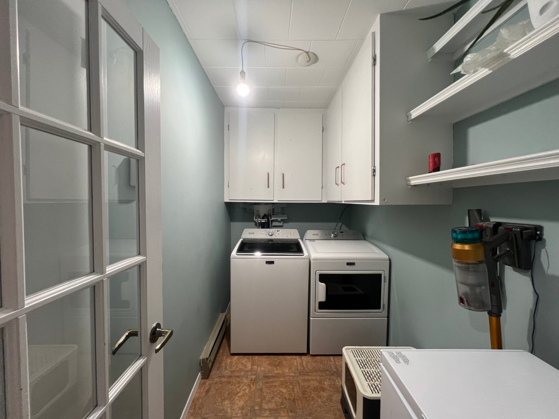 









410

 - 412


1re Rue

,
Chibougamau,




QC
G8P1K6

