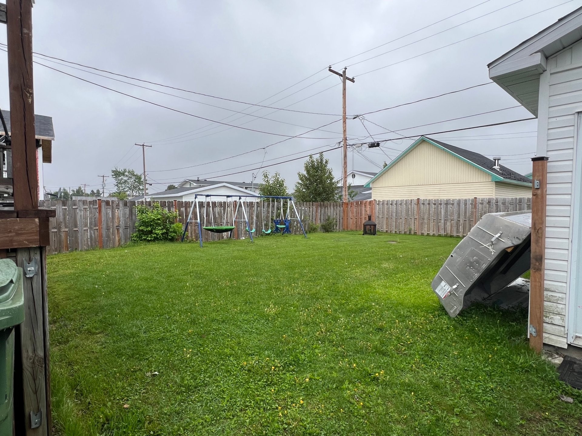 









410

 - 412


1re Rue

,
Chibougamau,




QC
G8P1K6

