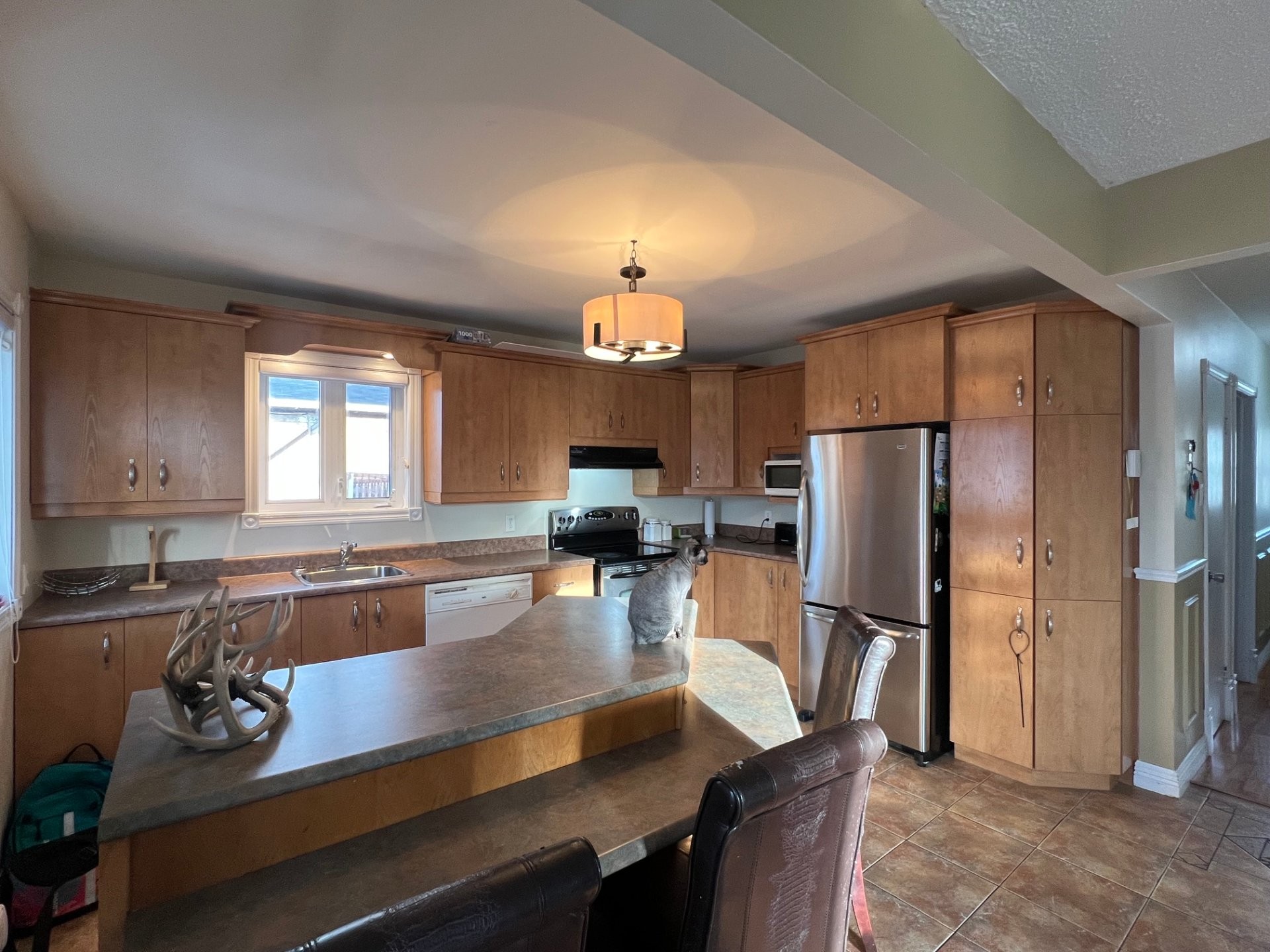 









410

 - 412


1re Rue

,
Chibougamau,




QC
G8P1K6

