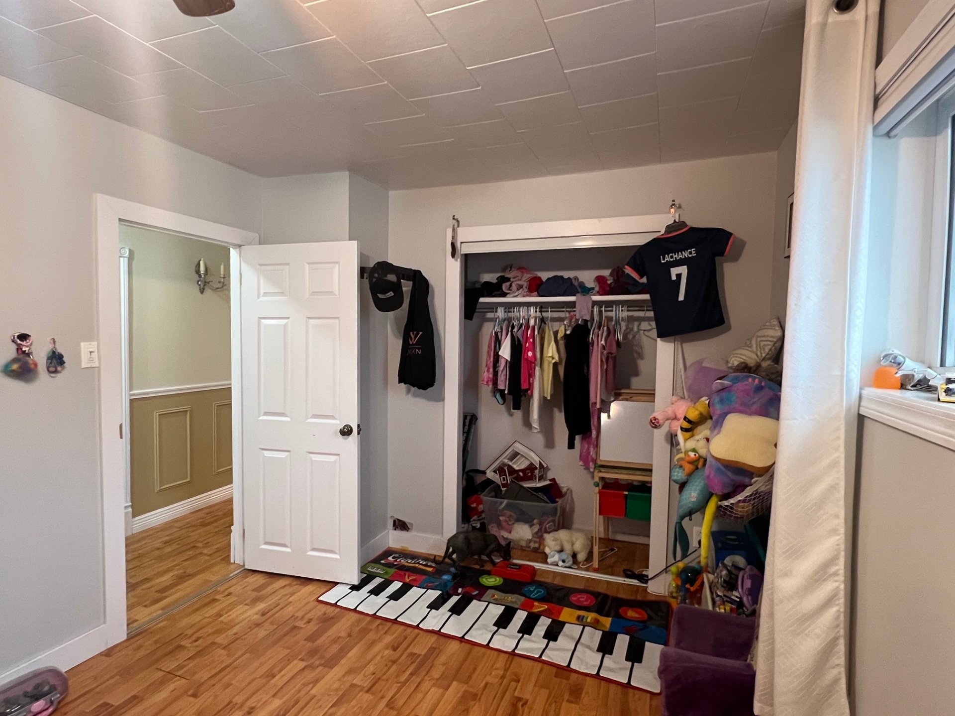 









410

 - 412


1re Rue

,
Chibougamau,




QC
G8P1K6

