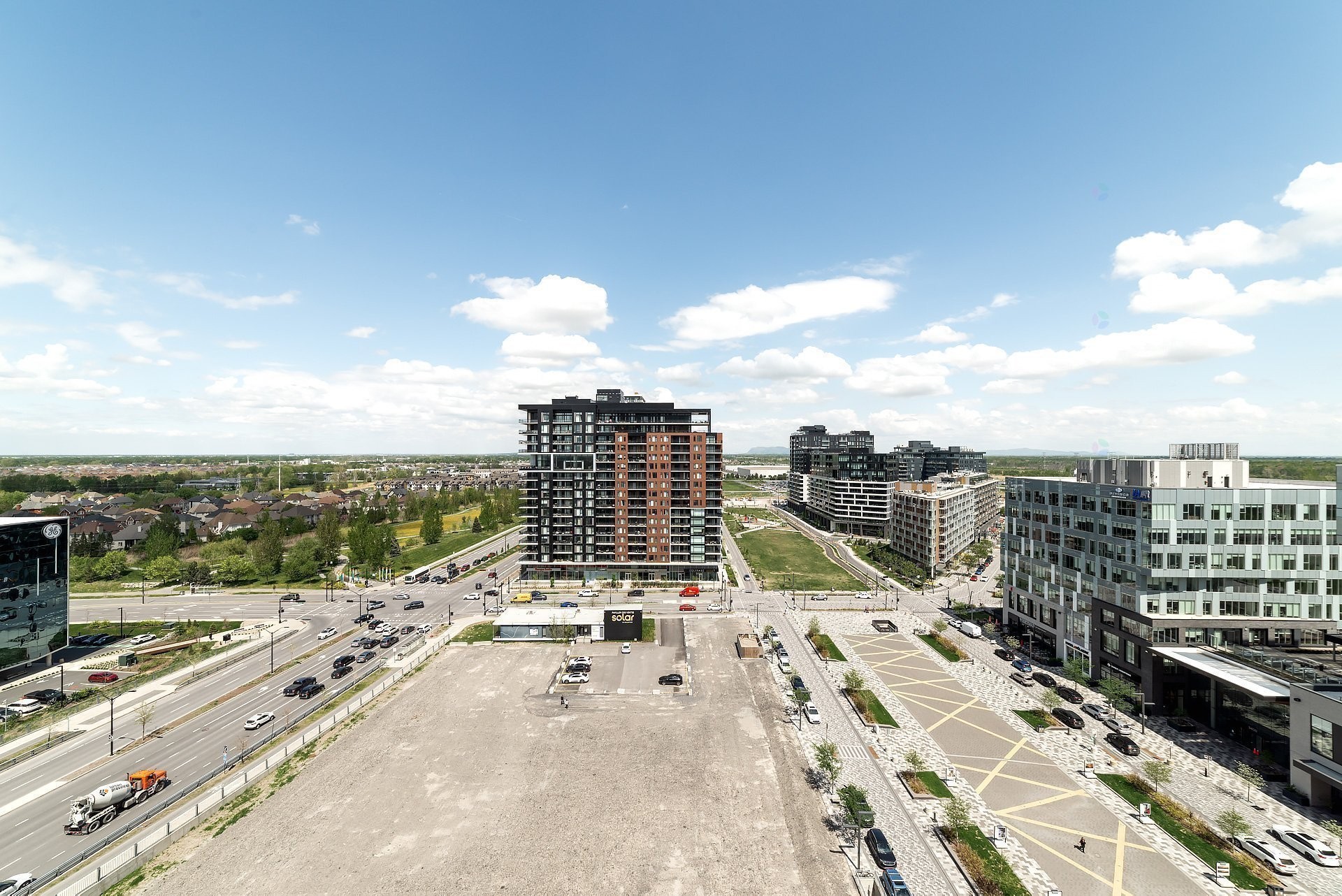 









60


Rue de l'Éclipse

, 1422,
Brossard,




QC
J4Z0T8

