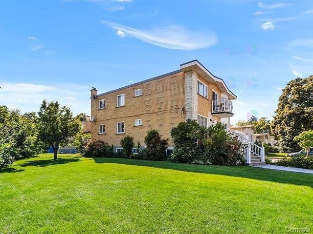 









1010A


Rue Ridgewood

,
Laval (Chomedey),




QC
H7W1K8

