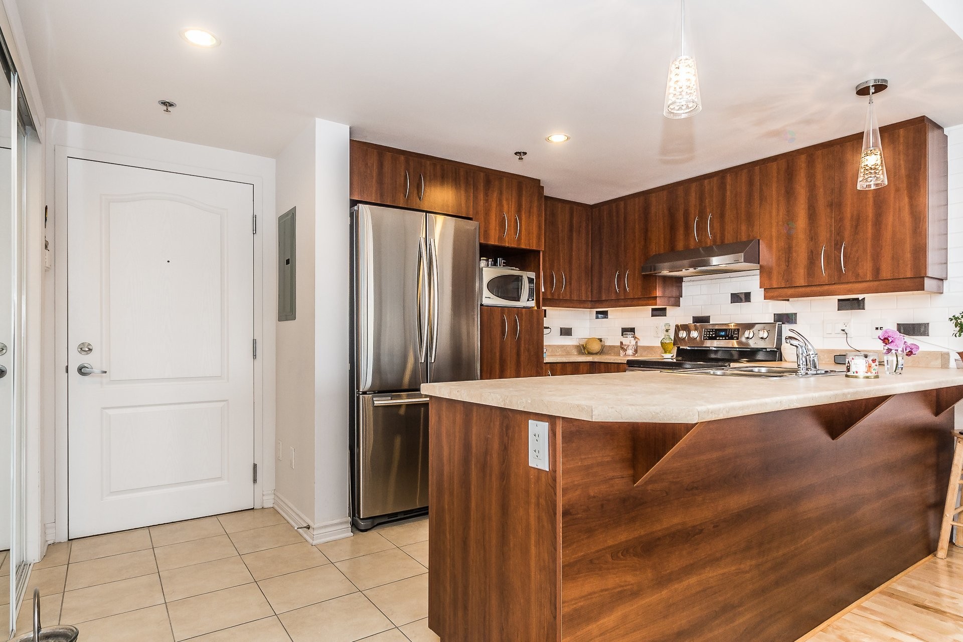 









6800


Boul. Henri-Bourassa O.

, 505,
Montréal (Saint-Laurent),




QC
H4R0E3

